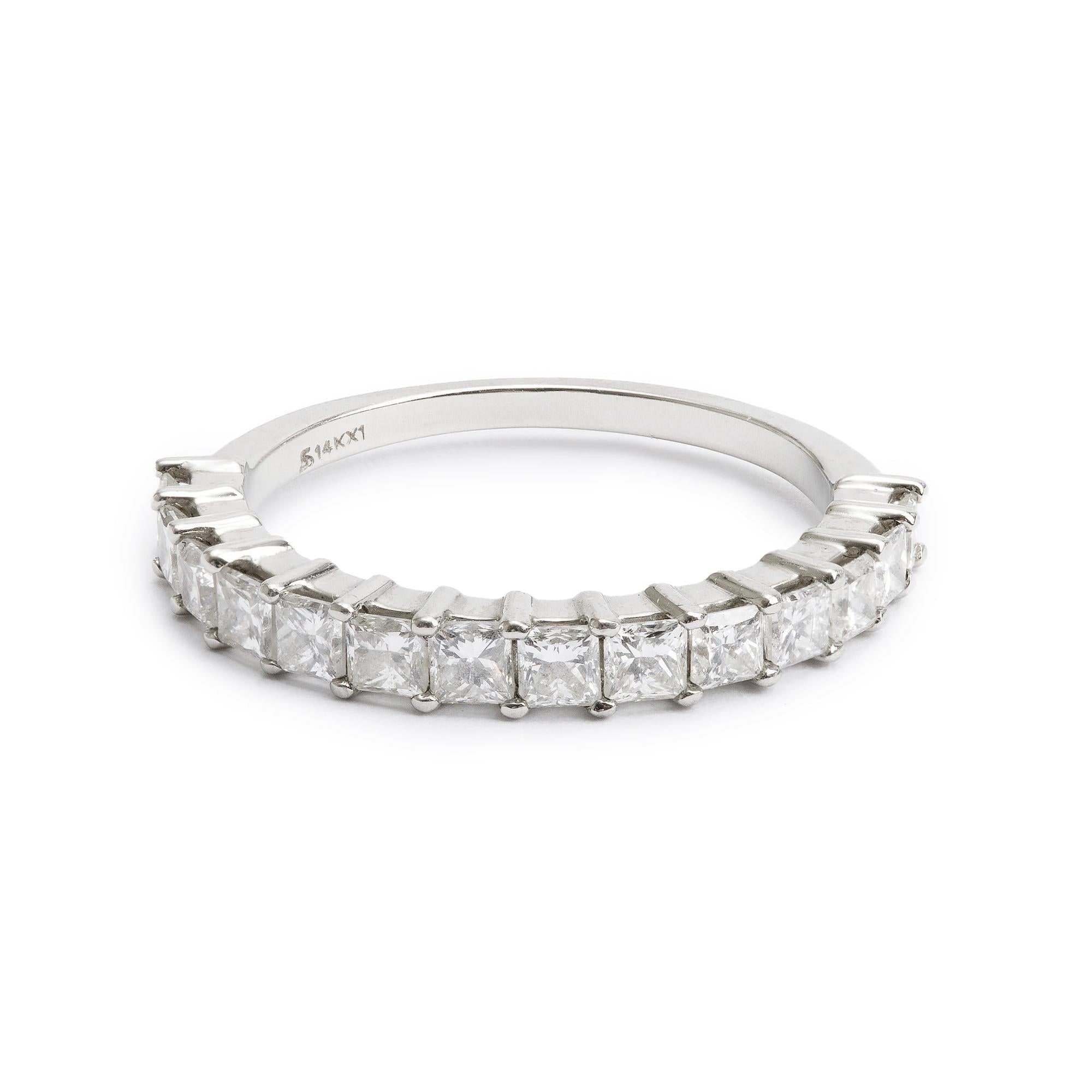 14k White Gold 0.77 tcw. Diamond Band Ring, Size 4.5
