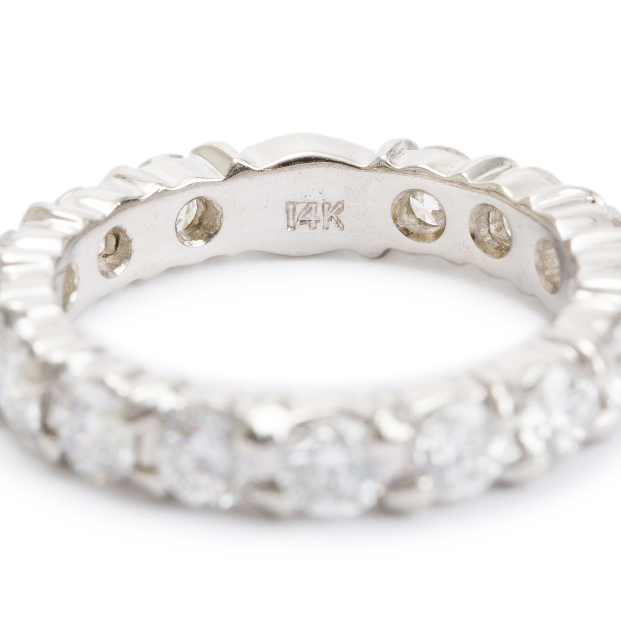 14k White Gold 1.65 tcw. Diamond Eternity Band Ring, Size 6.25