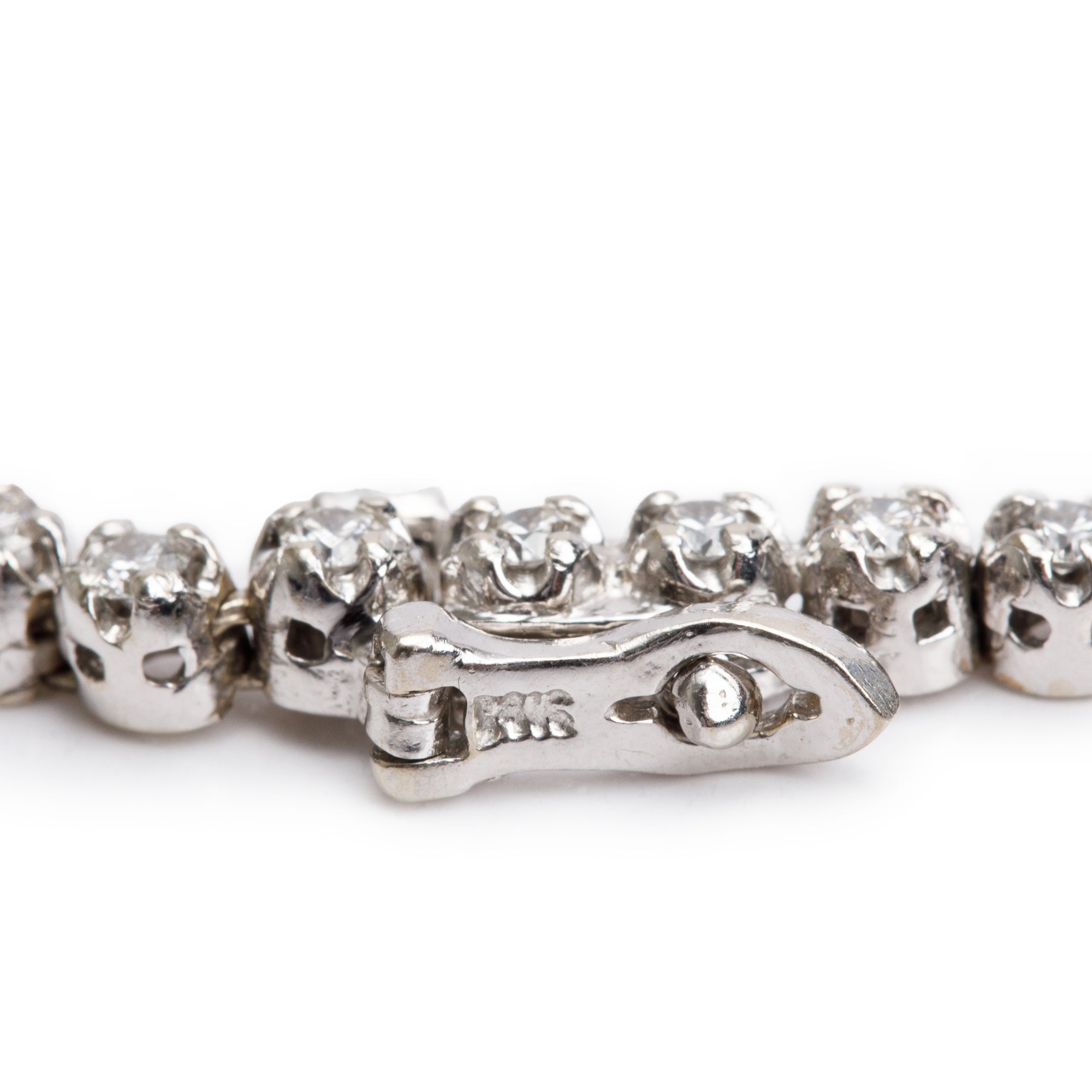 14k White Gold 1.71 tcw. Diamond Tennis Bracelet