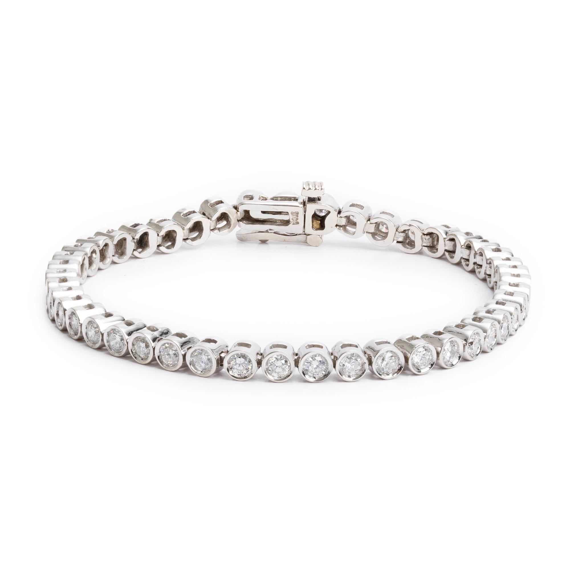 14k White Gold 2.60 tcw. Diamond Tennis Bracelet