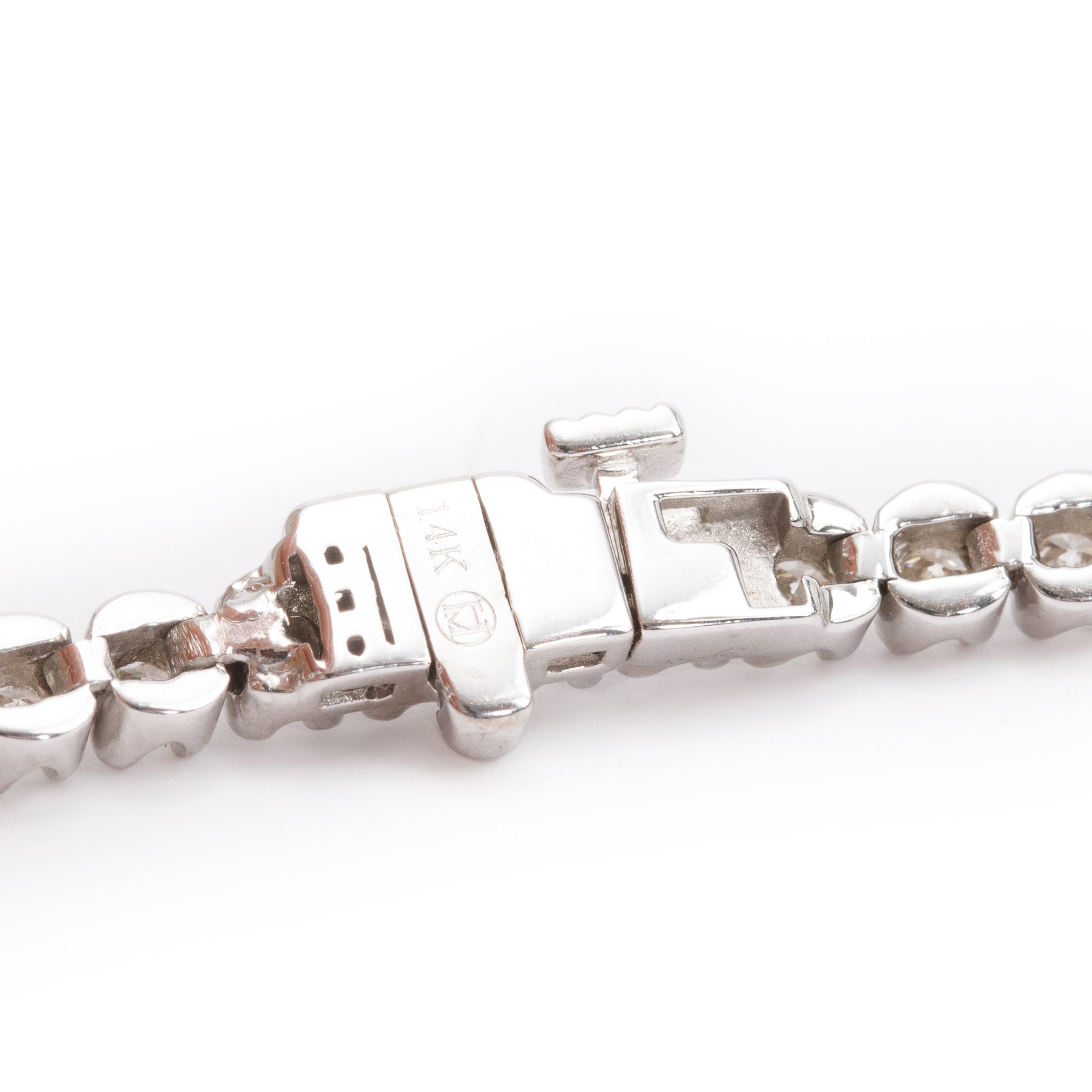 14k White Gold 2.70 tcw. Diamond Tennis Bracelet
