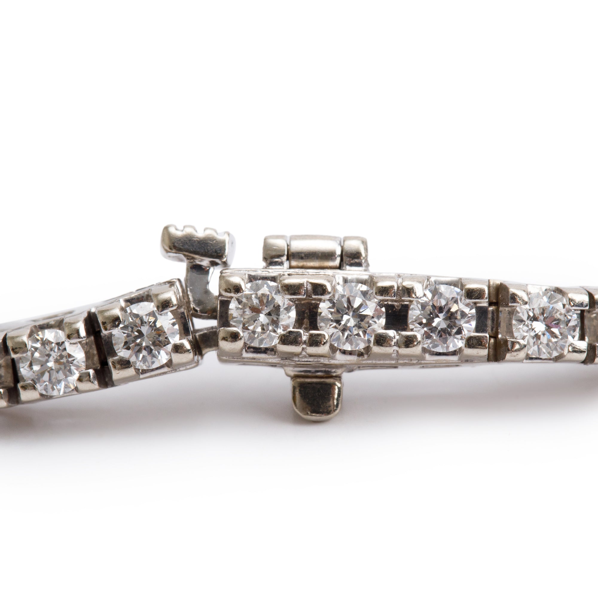 14k White Gold 3.30 tcw. Diamond Tennis Bracelet