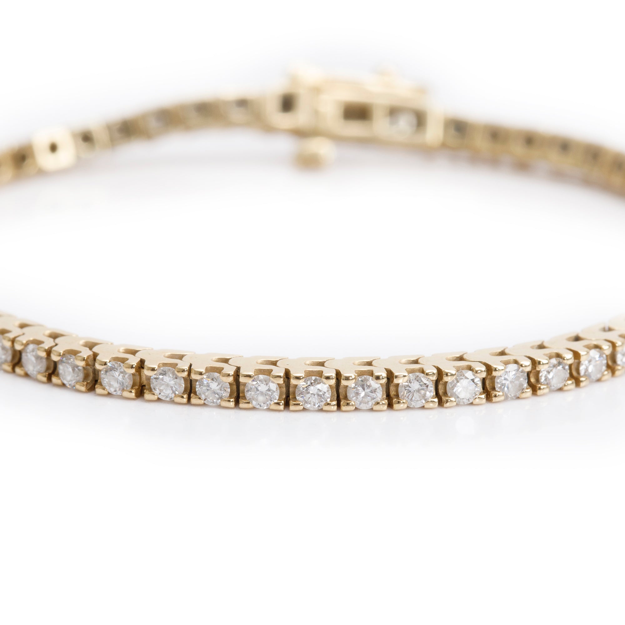 14k Yellow Gold 2.50 tcw. Diamond Tennis Bracelet