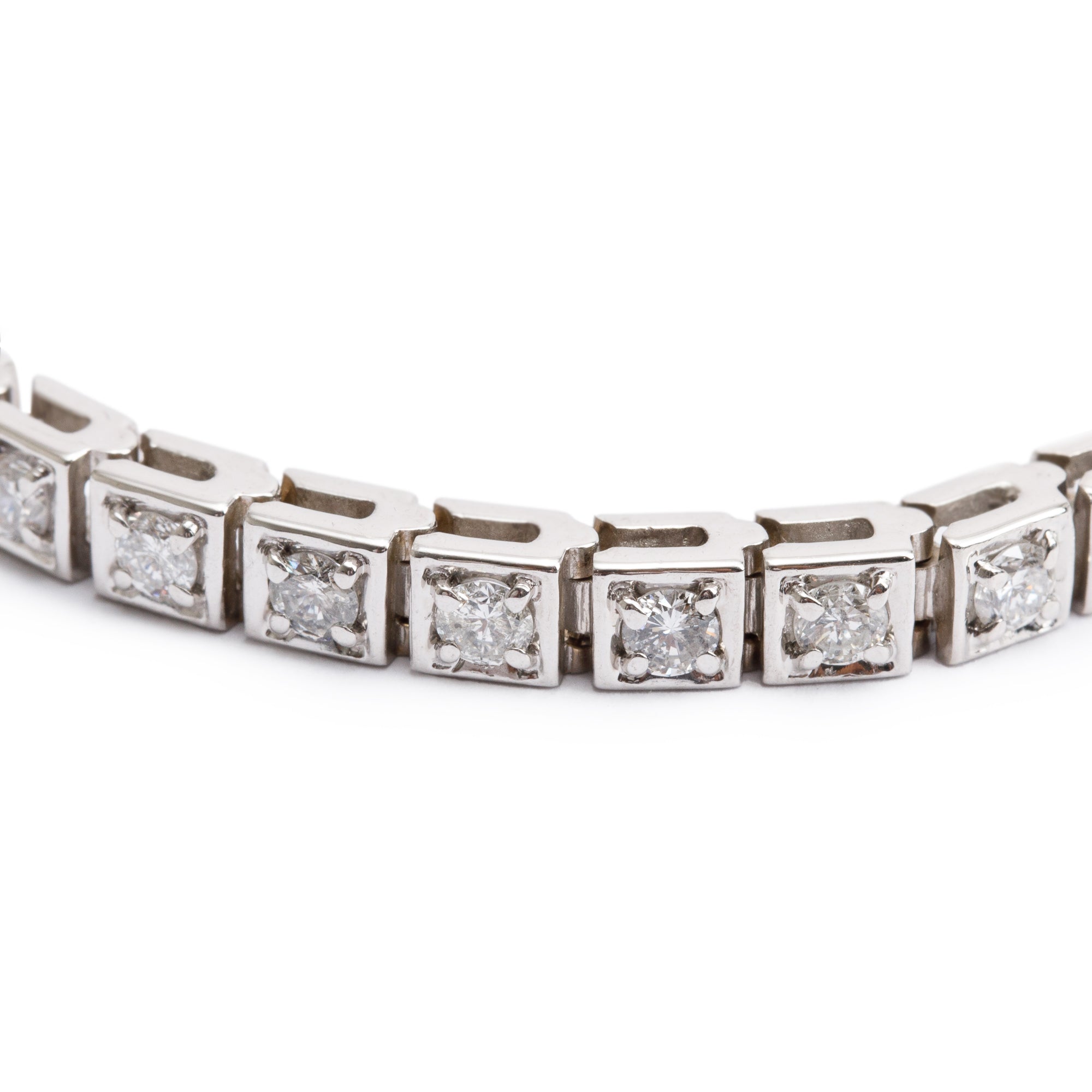18k White Gold 3.19 tcw. Diamond Tennis Bracelet
