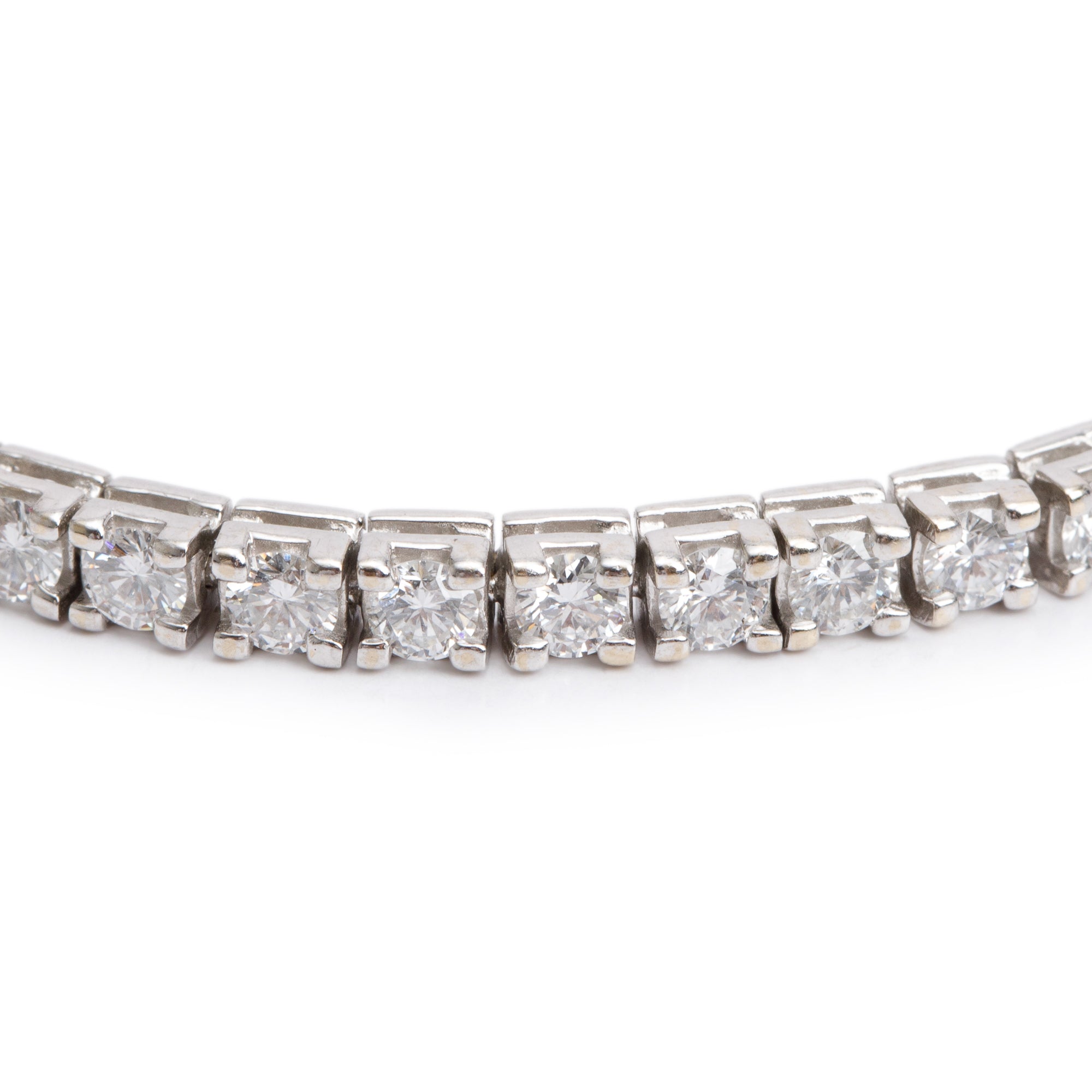 18k White Gold 3.60 tcw. Diamond Tennis Bracelet