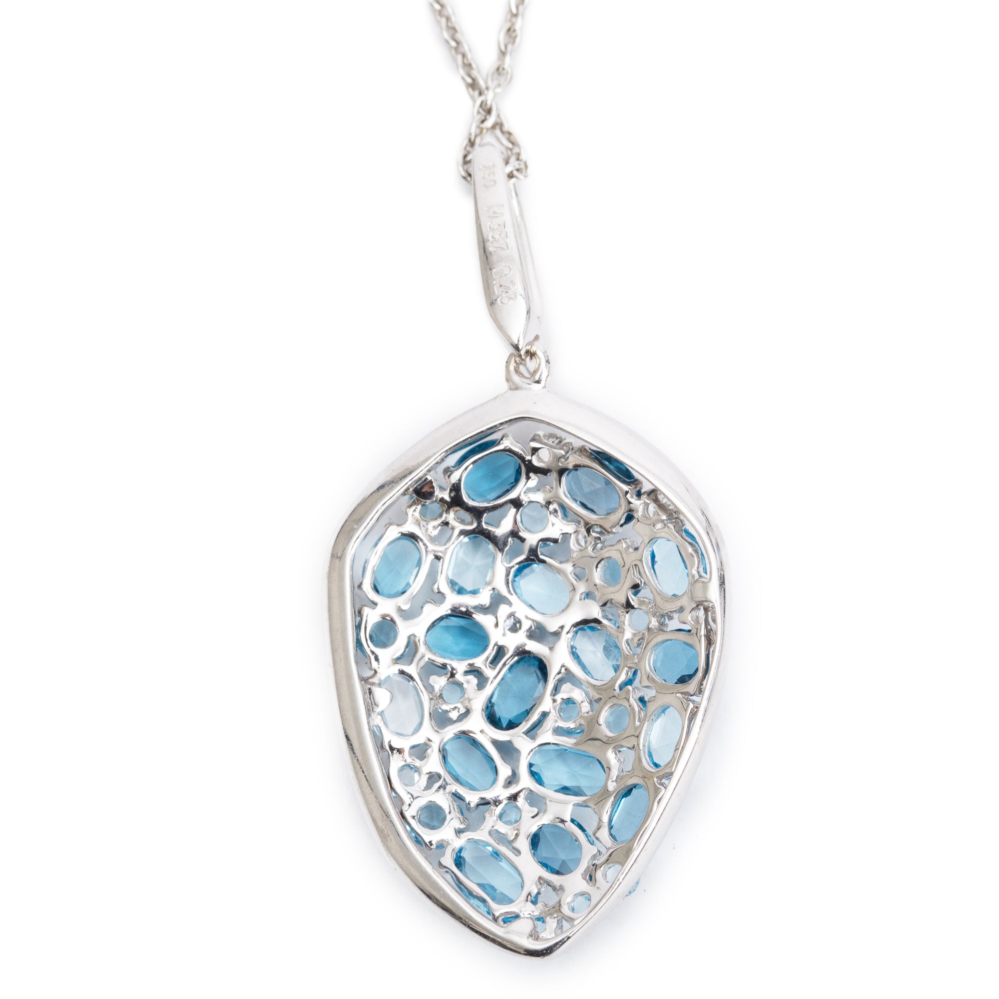 18k White Gold Blue Topaz & Diamond Pendant Necklace