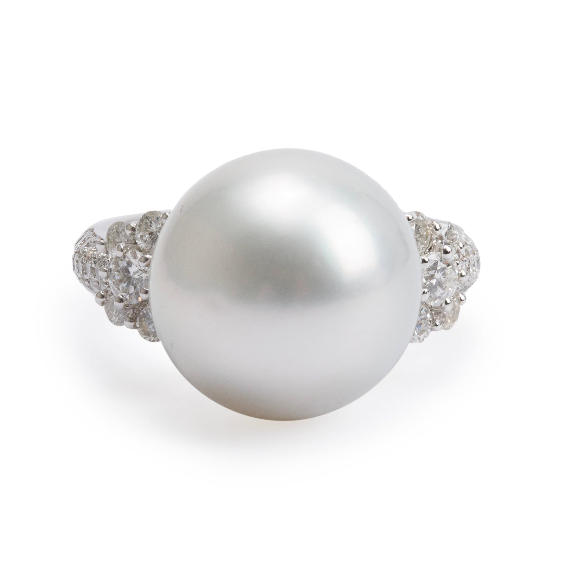 18k White Gold Pearl & Diamond Ring, Size 5.75