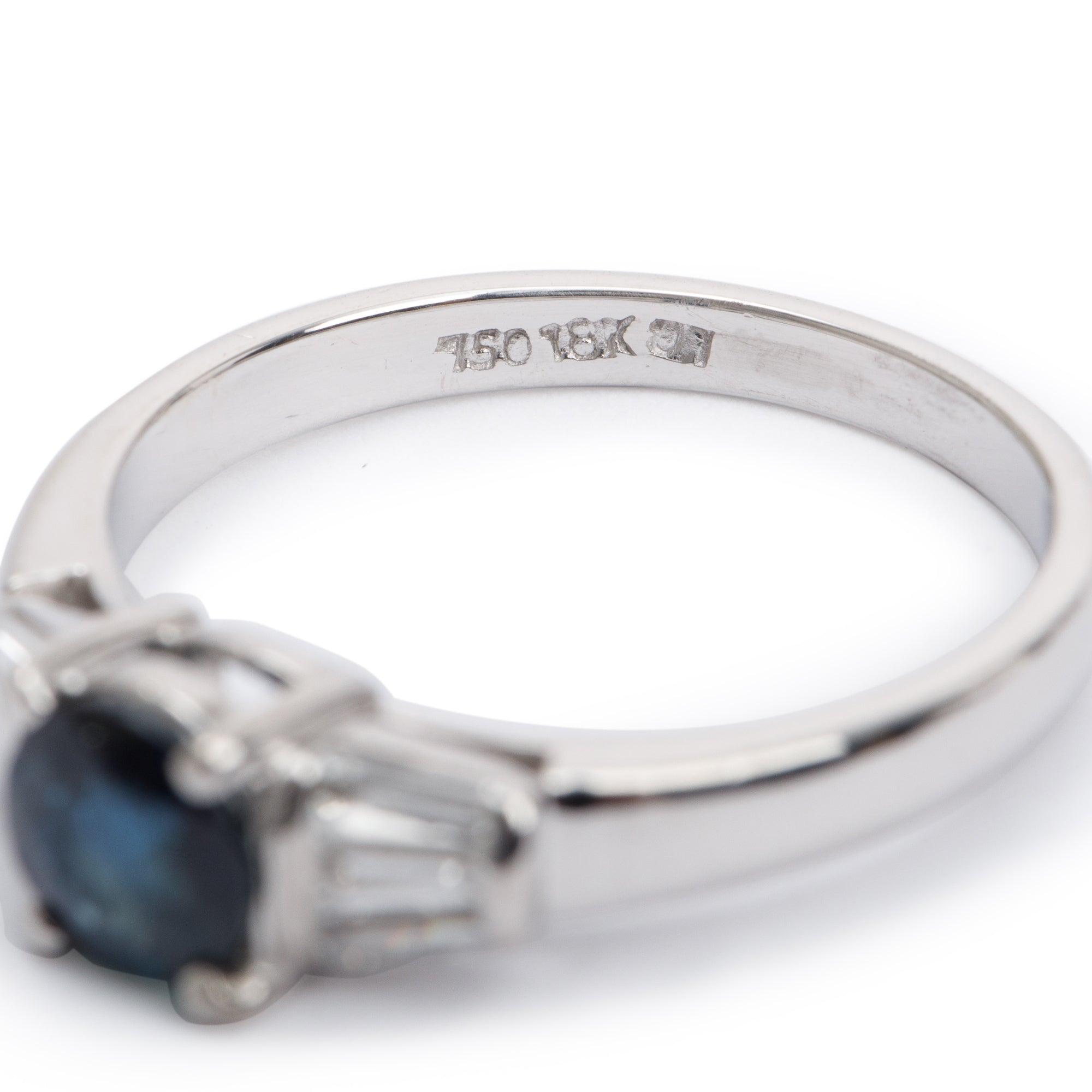 18k White Gold Sapphire & Diamond Ring, Size 6.5