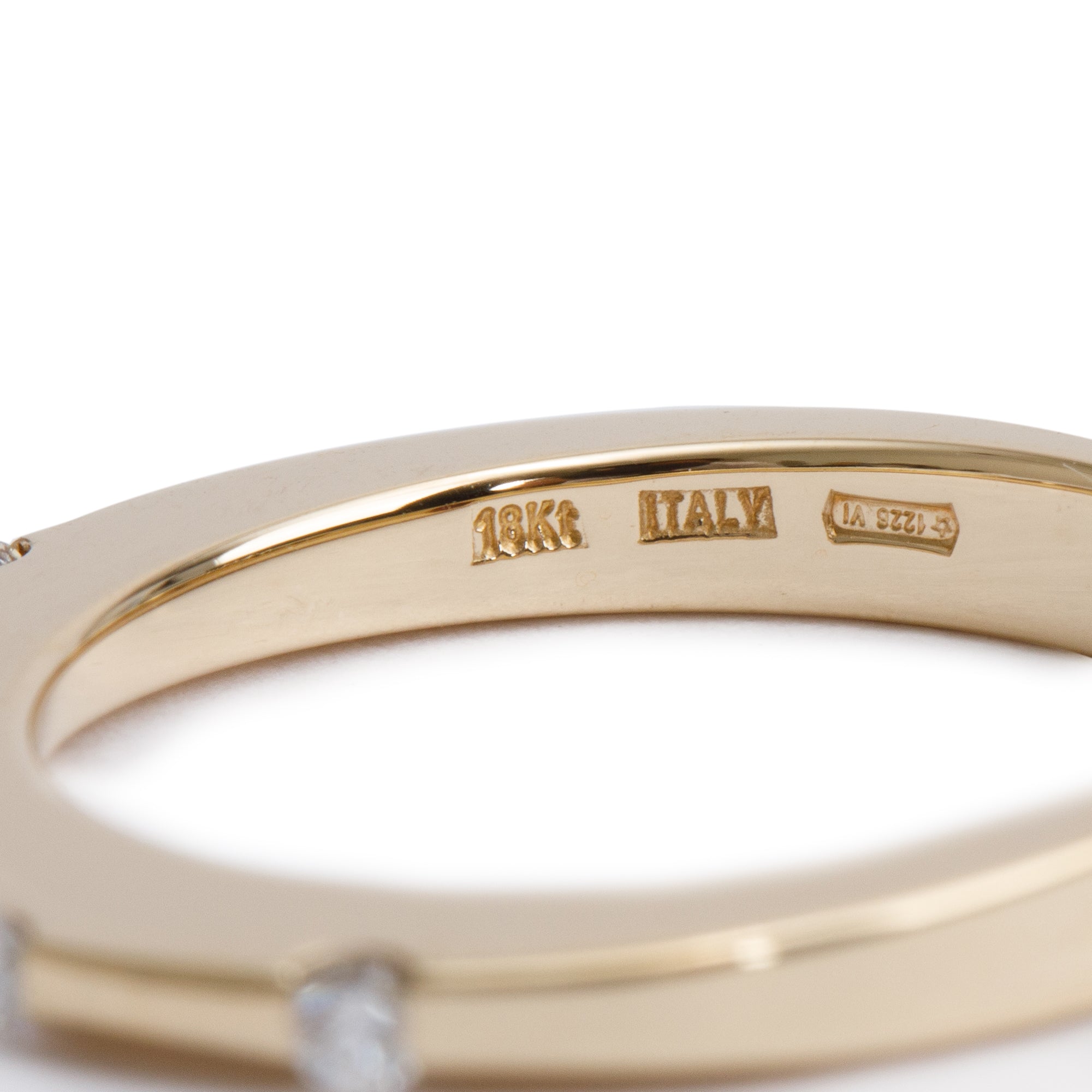 18k Yellow Gold Diamond Band Ring, Size 6.25