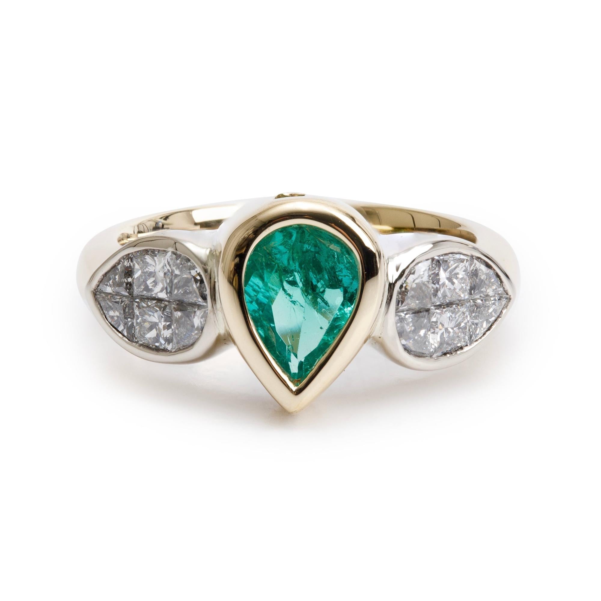 18k Yellow Gold Emerald & Diamond Cocktail Ring, Size 6