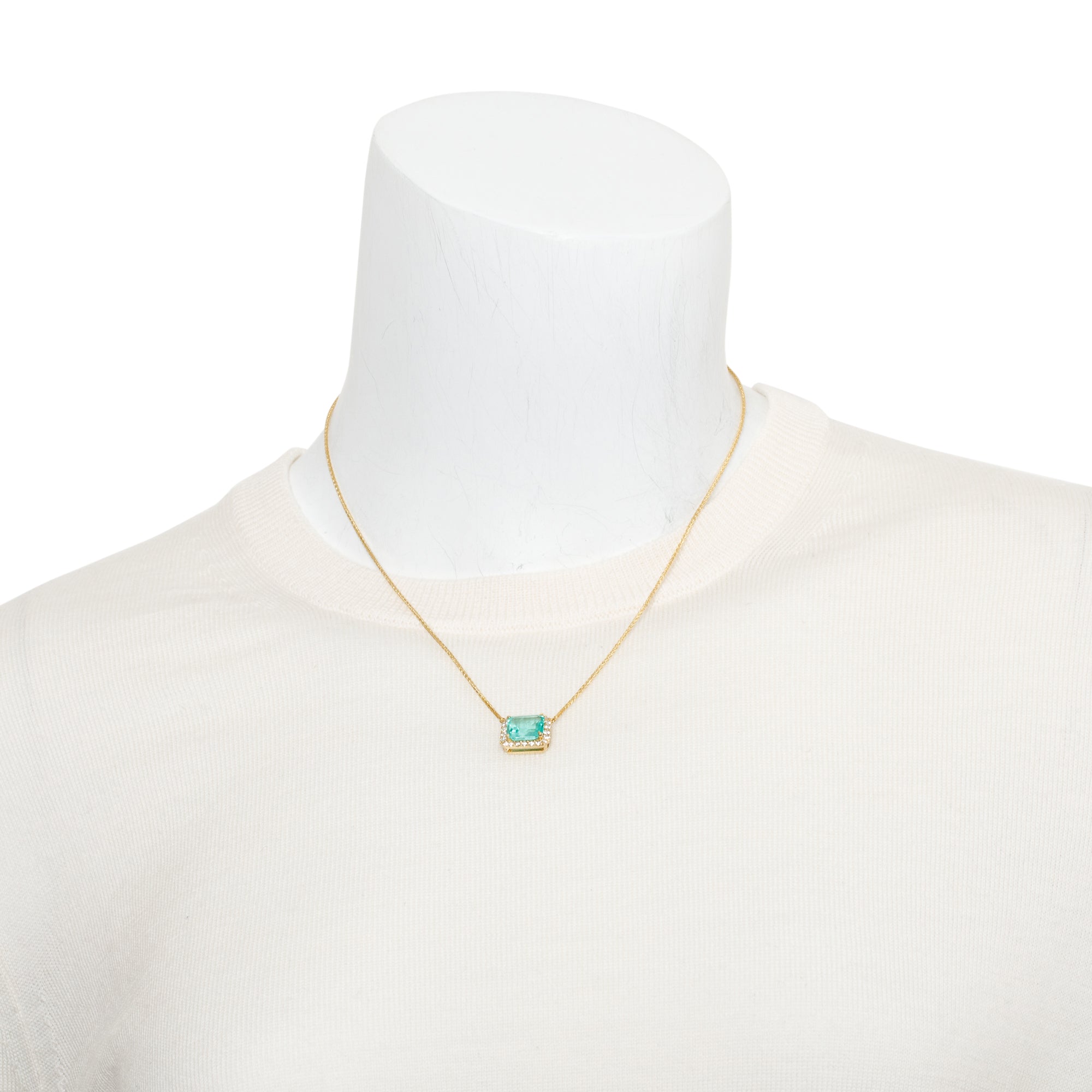 18k Yellow Gold Emerald & Diamond Pendant Necklace
