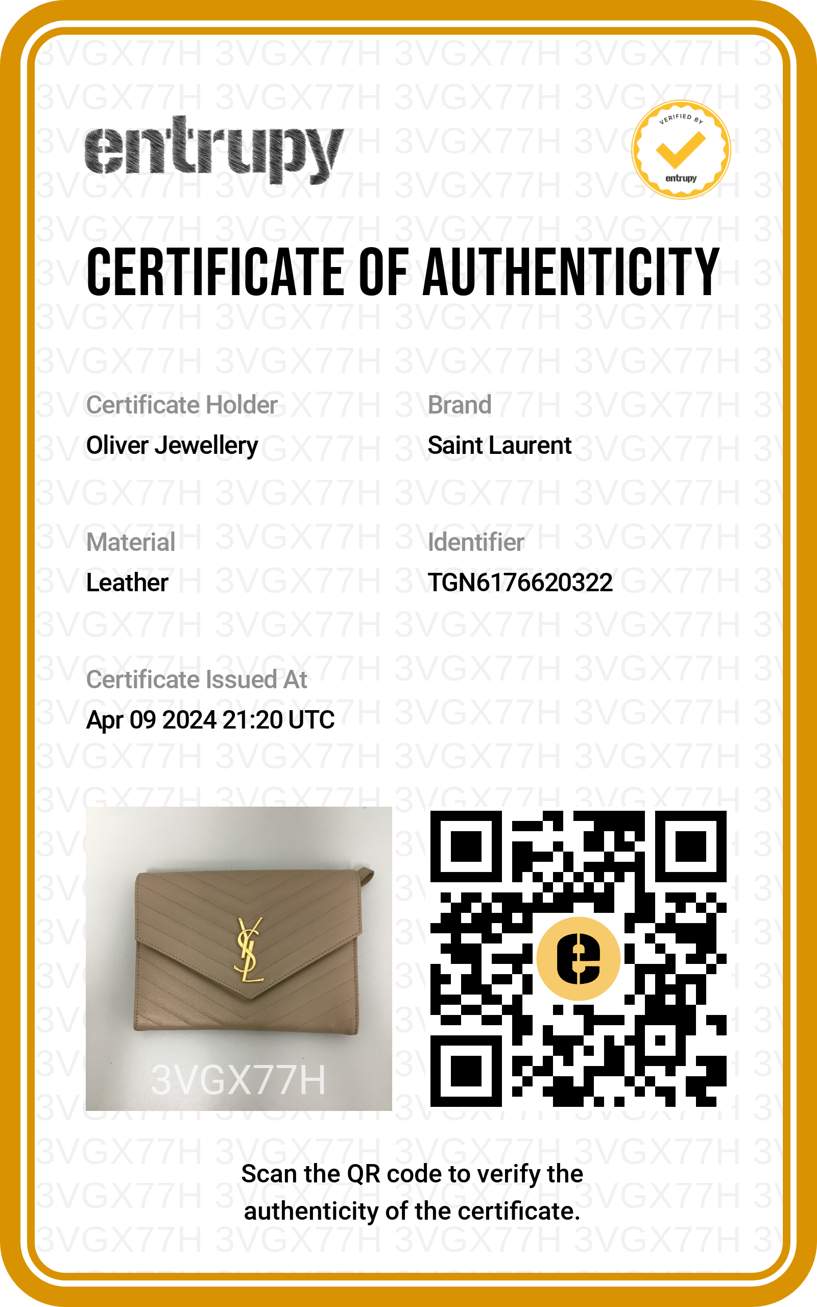 Saint Laurent 2022 Beige Grain De Poudre Matelasse Cassandre Flap Pouch w/ Strap