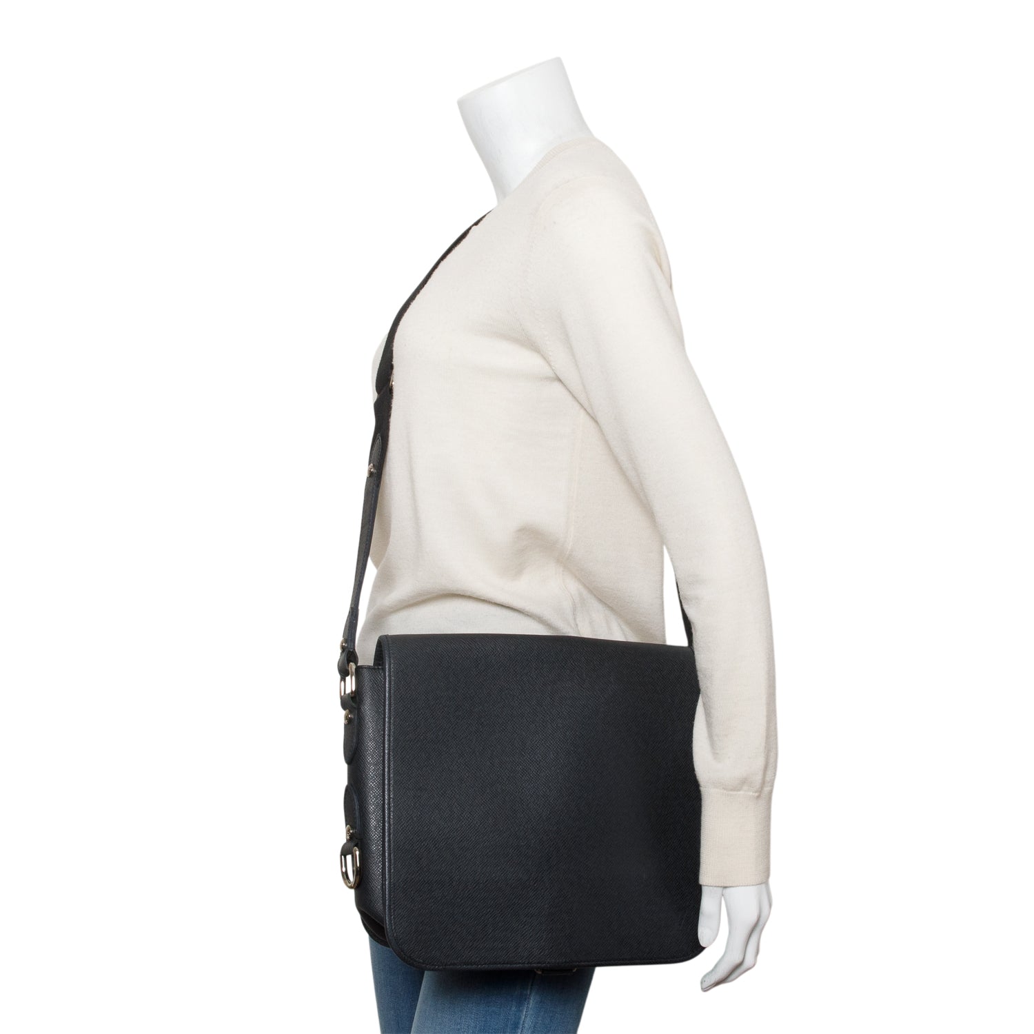 Louis Vuitton Black Taiga Leather Andrei Messenger Bag