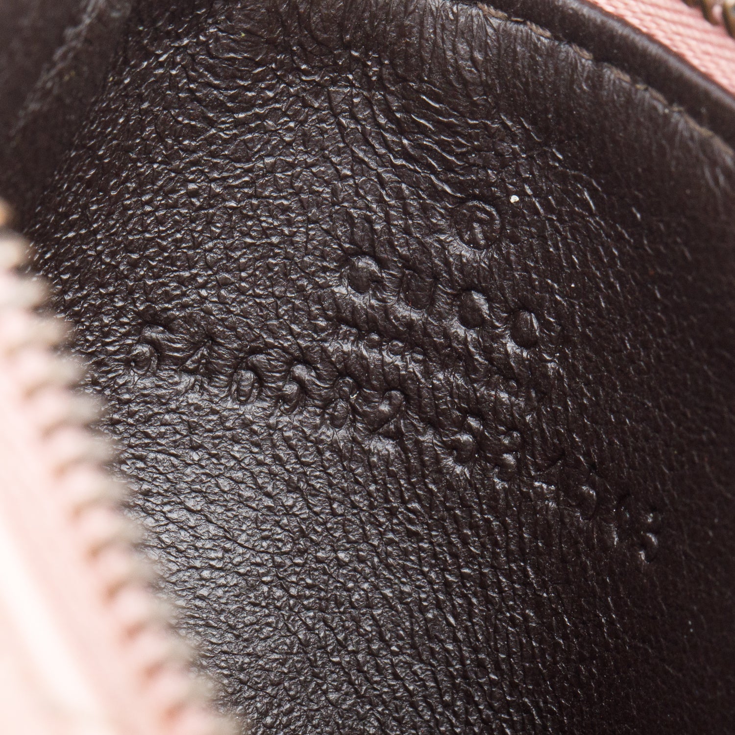 Gucci Pink Calfskin Leather GG Marmont Coin Case Card Holder Wristlet w/ Box