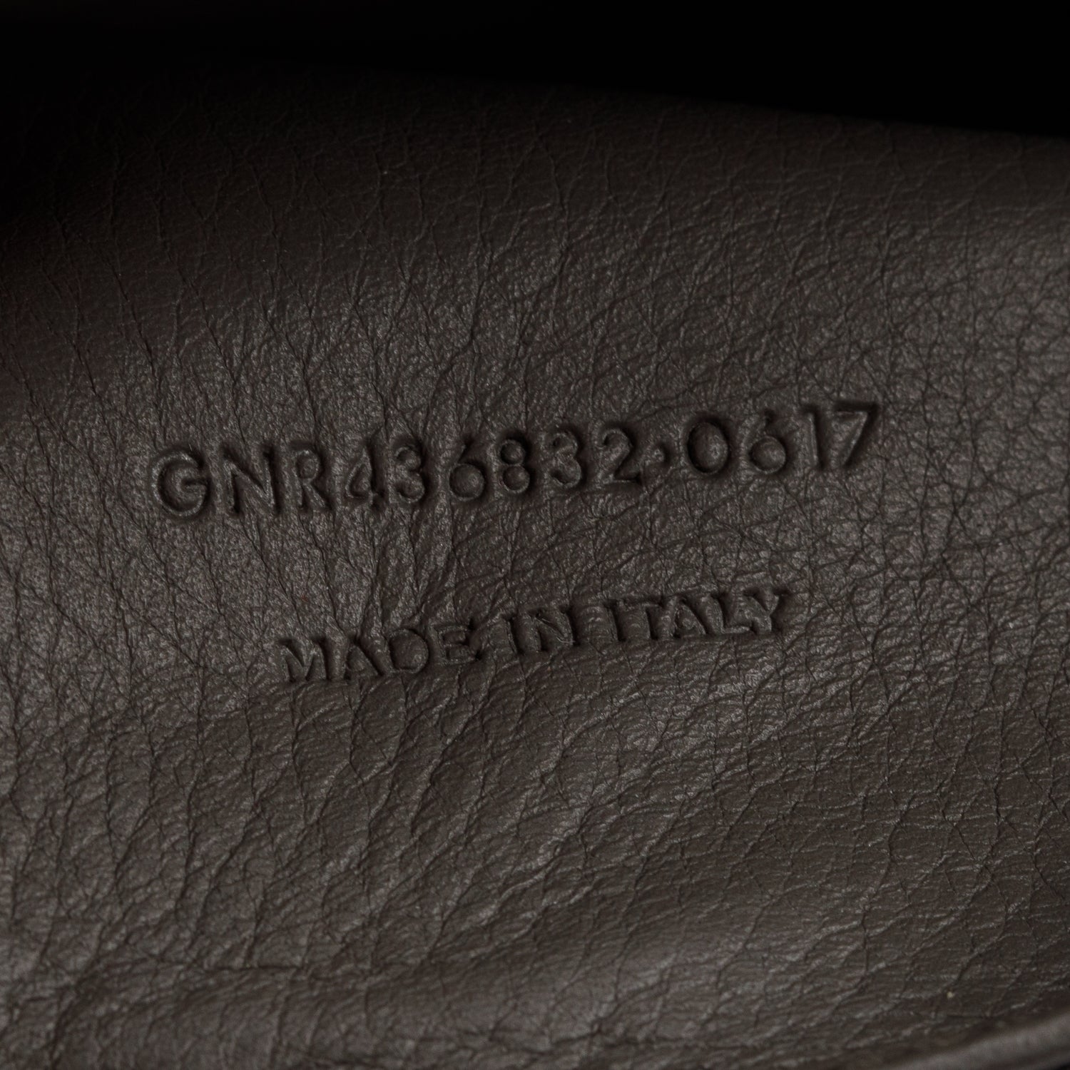 Saint Laurent Grey Calfskin and Croc Embossed Leather Downtown Baby Cabas Tote Bag w/ Strap