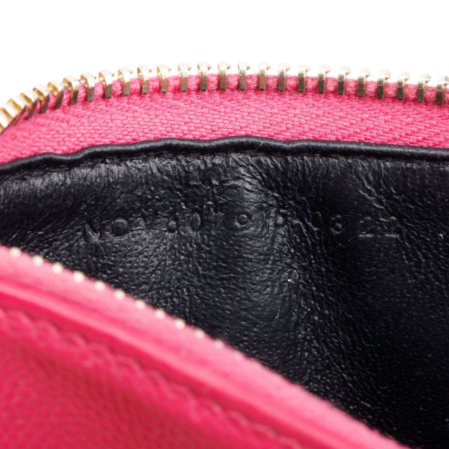 Saint Laurent 2022 Pink Grain De Poudre Leather Cassandre Matelasse Fragments Zipped Card Case w/ Box