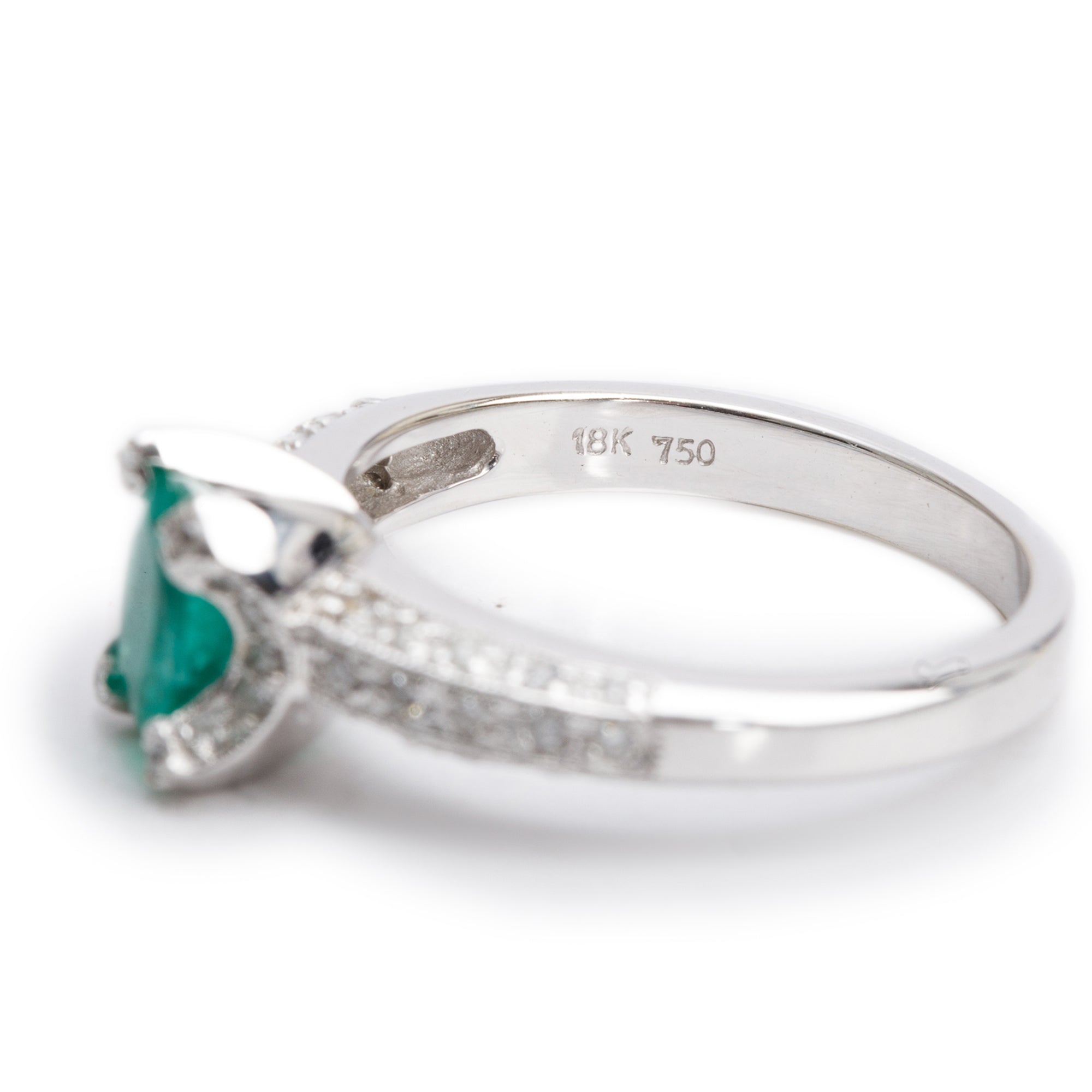 18k White Gold Emerald & Diamond Ring, Size 7.5
