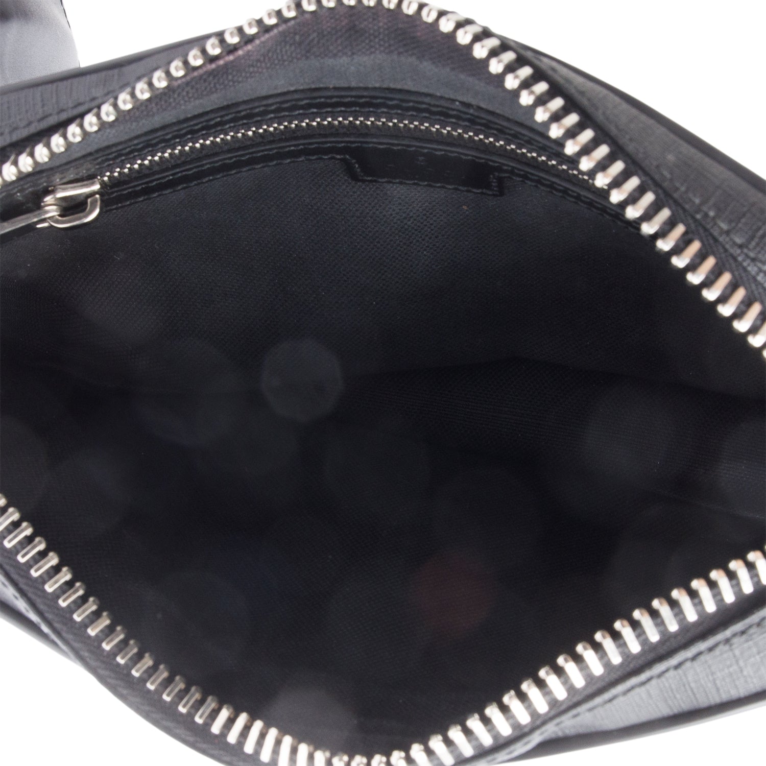 Gucci Black GG Supreme Belt Bag with Zip Pocket