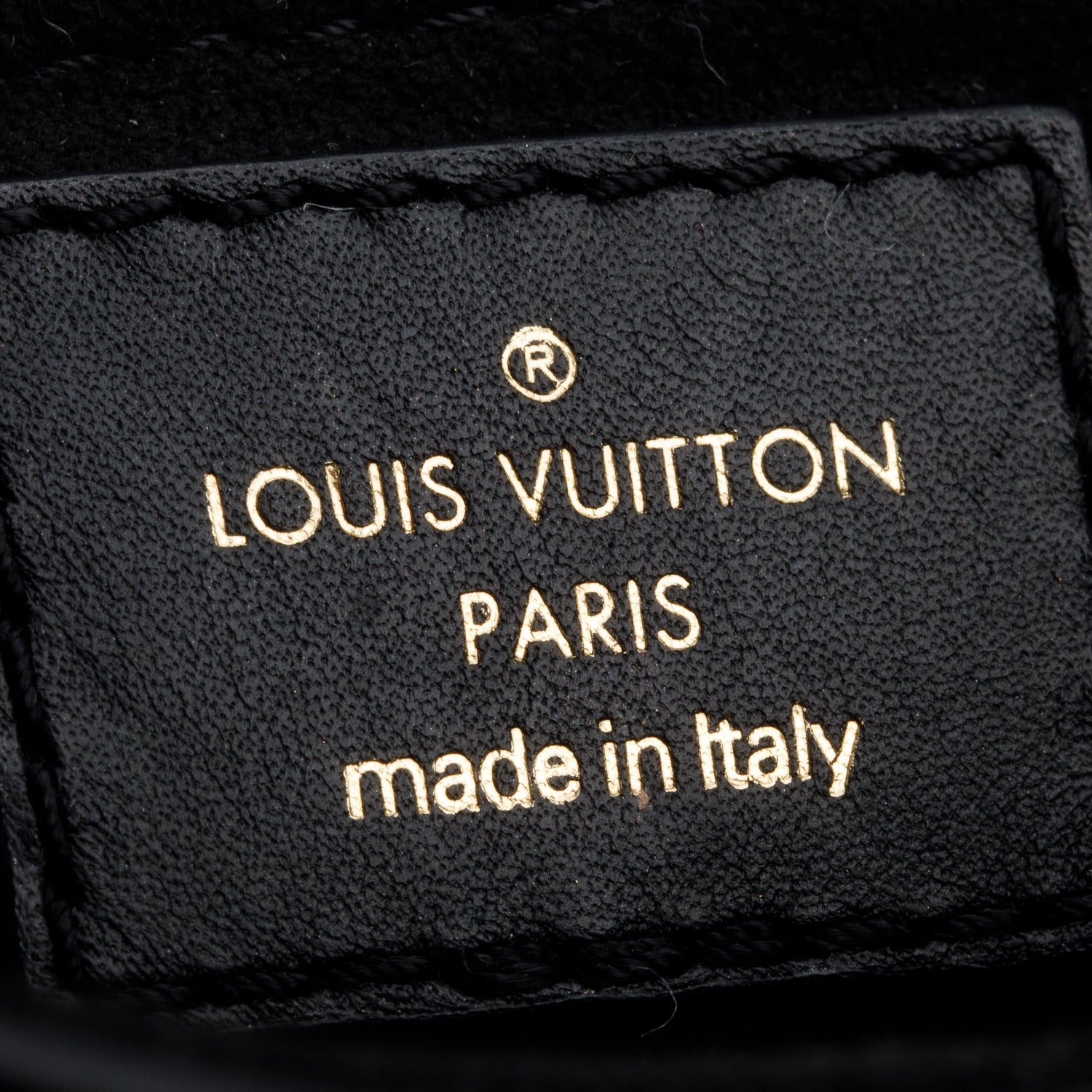 Louis Vuitton Black Leather New Wave Chain Bag MM w/ Box