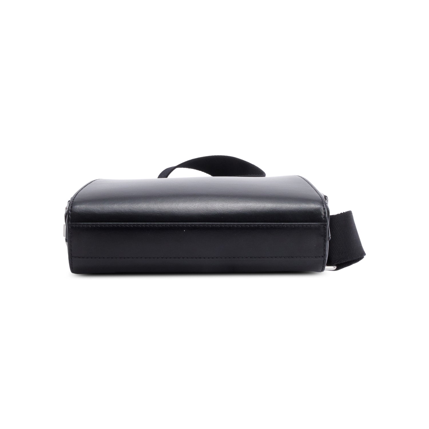 Givenchy 2022 Black Box Leather Antigona Crossbody Bag