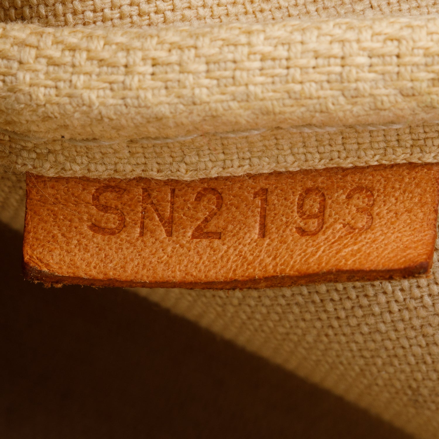 Louis Vuitton Damier Azur Eva Clutch