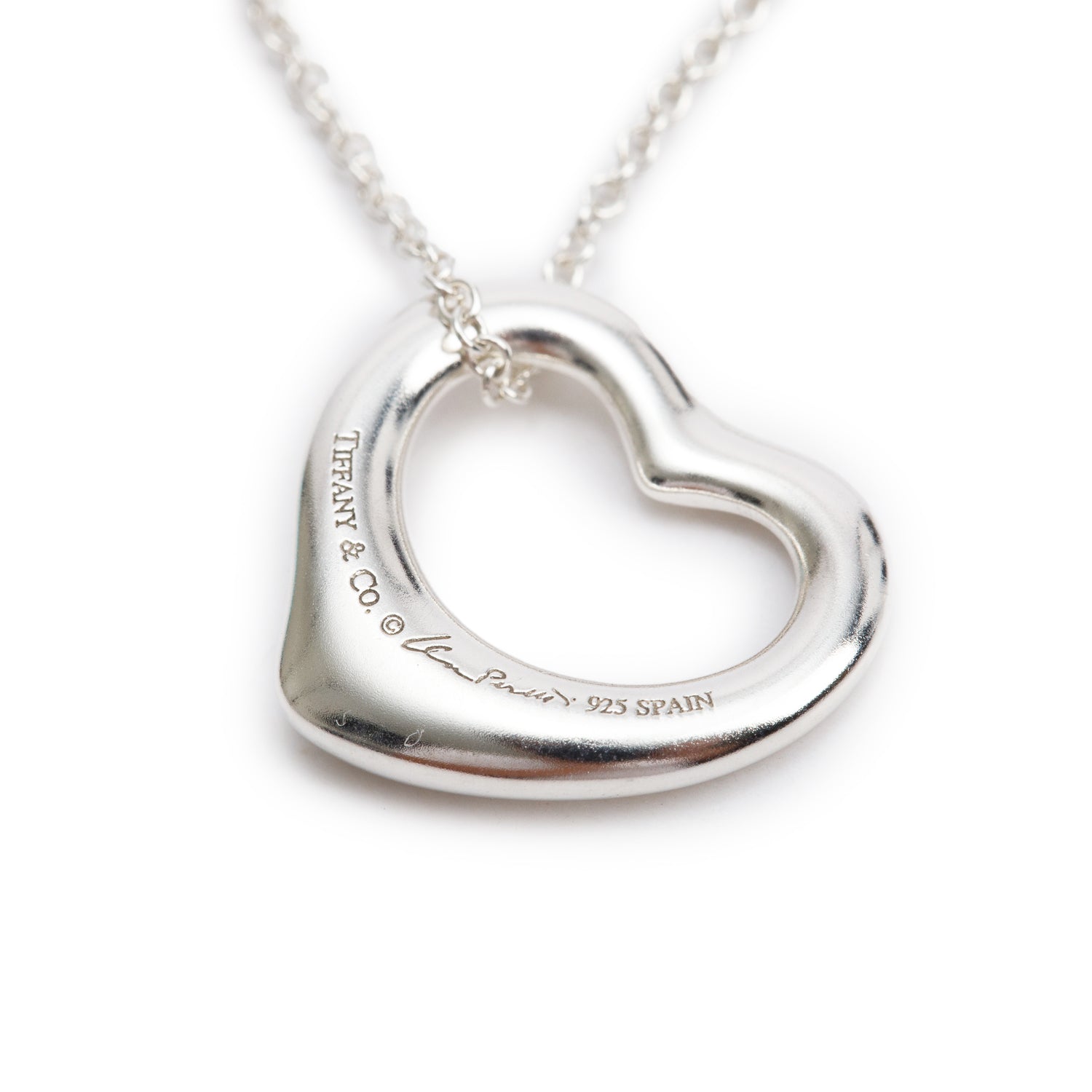 Tiffany & Co. Elsa Peretti Sterling Silver 16 MM Open Heart Pendant Necklace