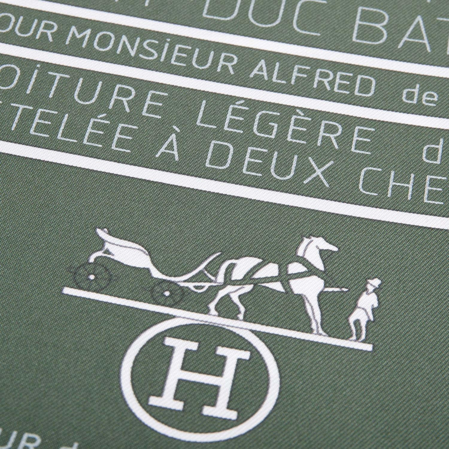 Hermes Noir/Kaki/Creme 'Petit Duc' Silk Scarf 90 w/ Box