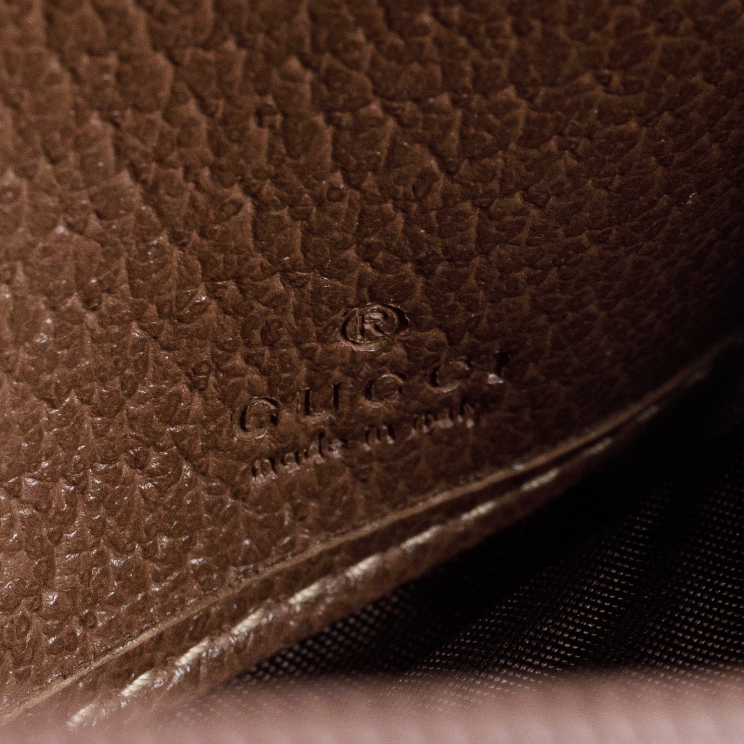 Gucci Beige GG Supreme Ophidia GG Web Wallet on Chain w/ Box