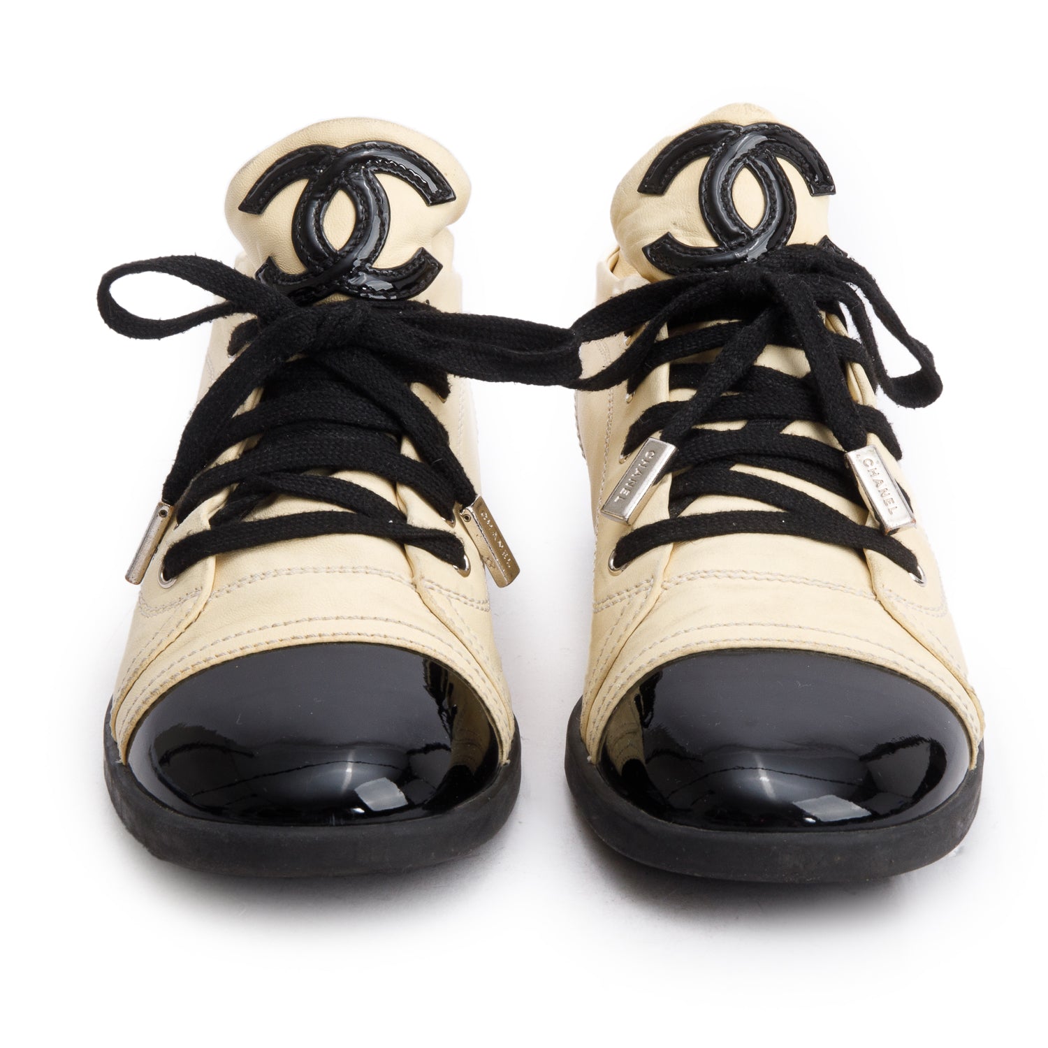 Chanel Cream Lambskin Cap Top Interlocking CC Logo Sneakers, Size 39