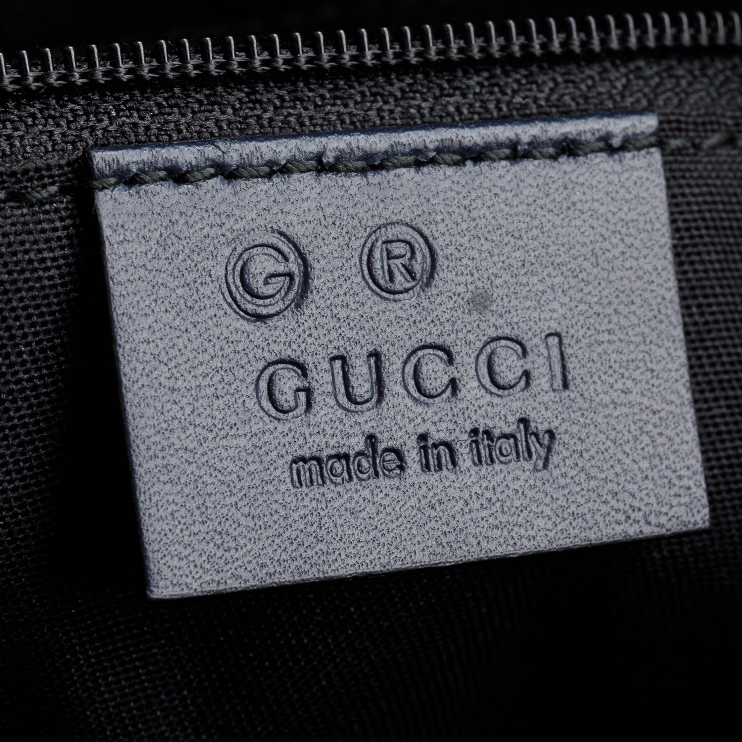 Gucci Navy GG Supreme Web Sherry Medium Shoulder Bag
