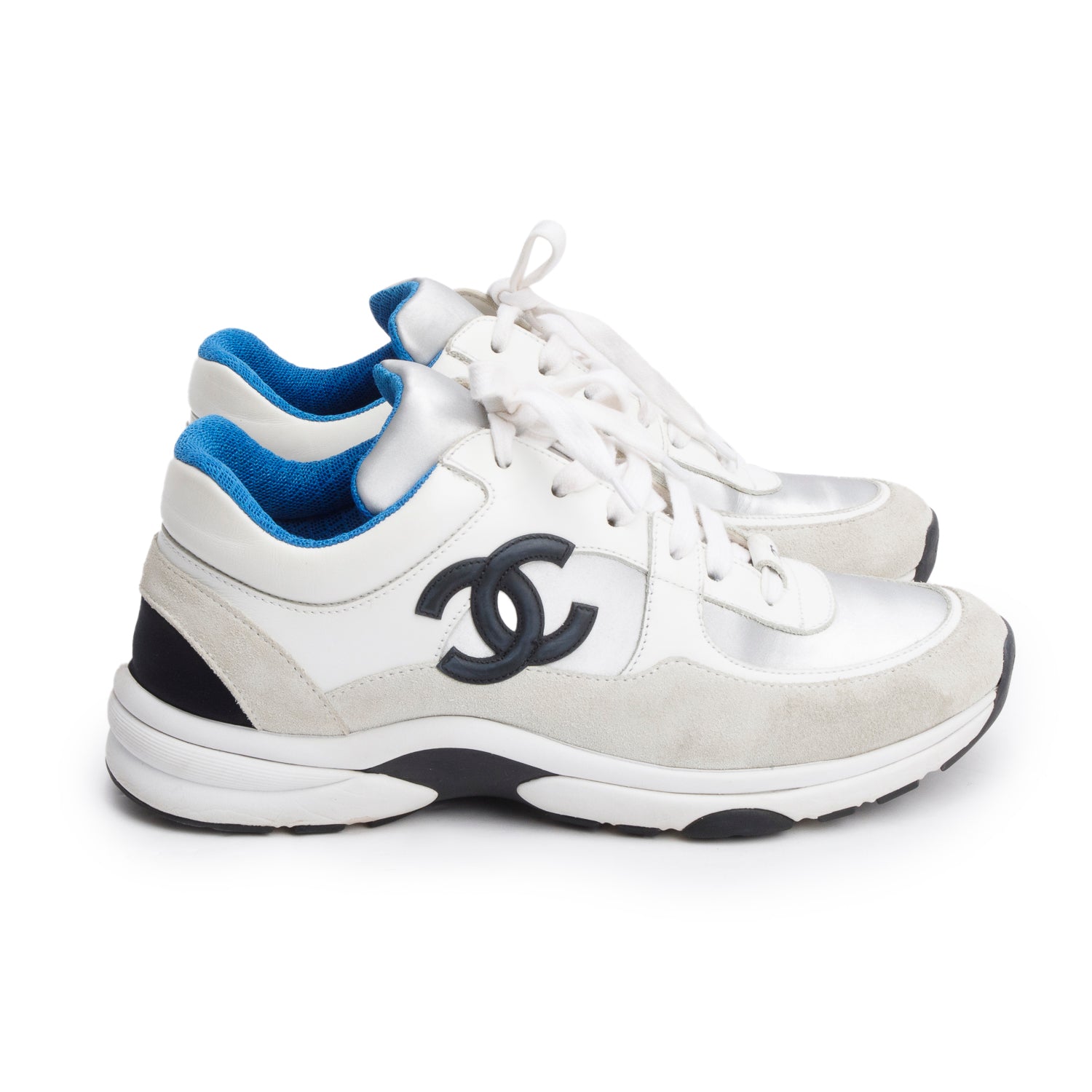 Chanel White/Black Calfskin Suede Silver Patent Leather Interlocking CC Logo Sneakers, Size 39