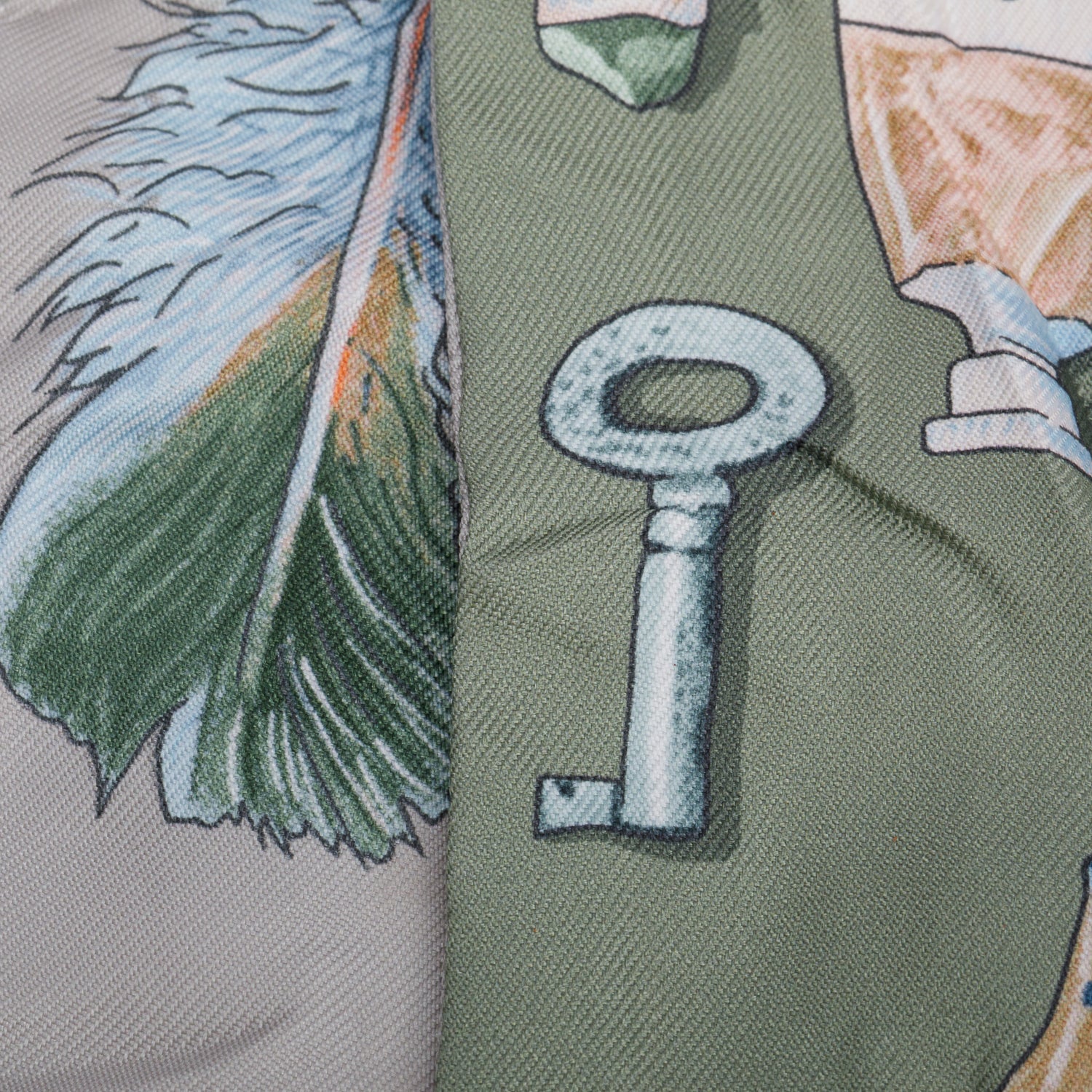 Hermes Gris Perle/Vert Amande/Beige 'In the Pocket' Silk Twilly