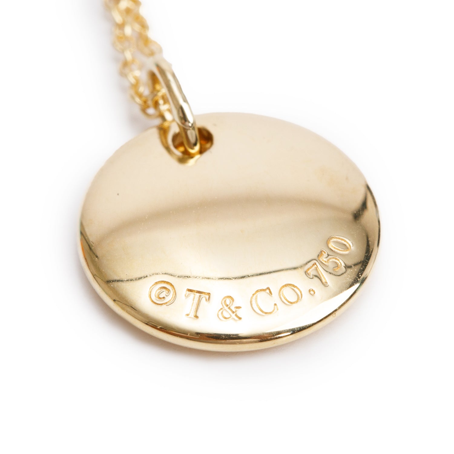 Tiffany & Co. 18k Yellow Gold Notes Alphabet Letter 'O' Disc Pendant Necklace w/ Box