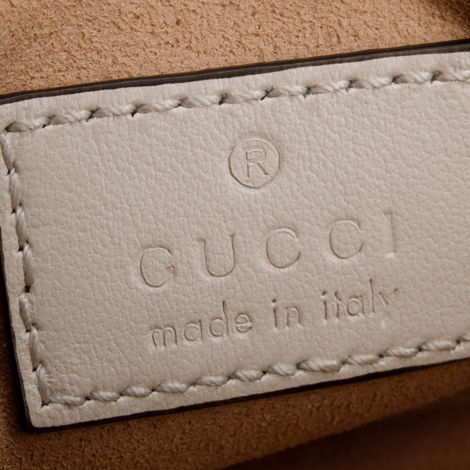 Gucci White GG Marmont Matelasse Monochrome Belt Bag w/ Box