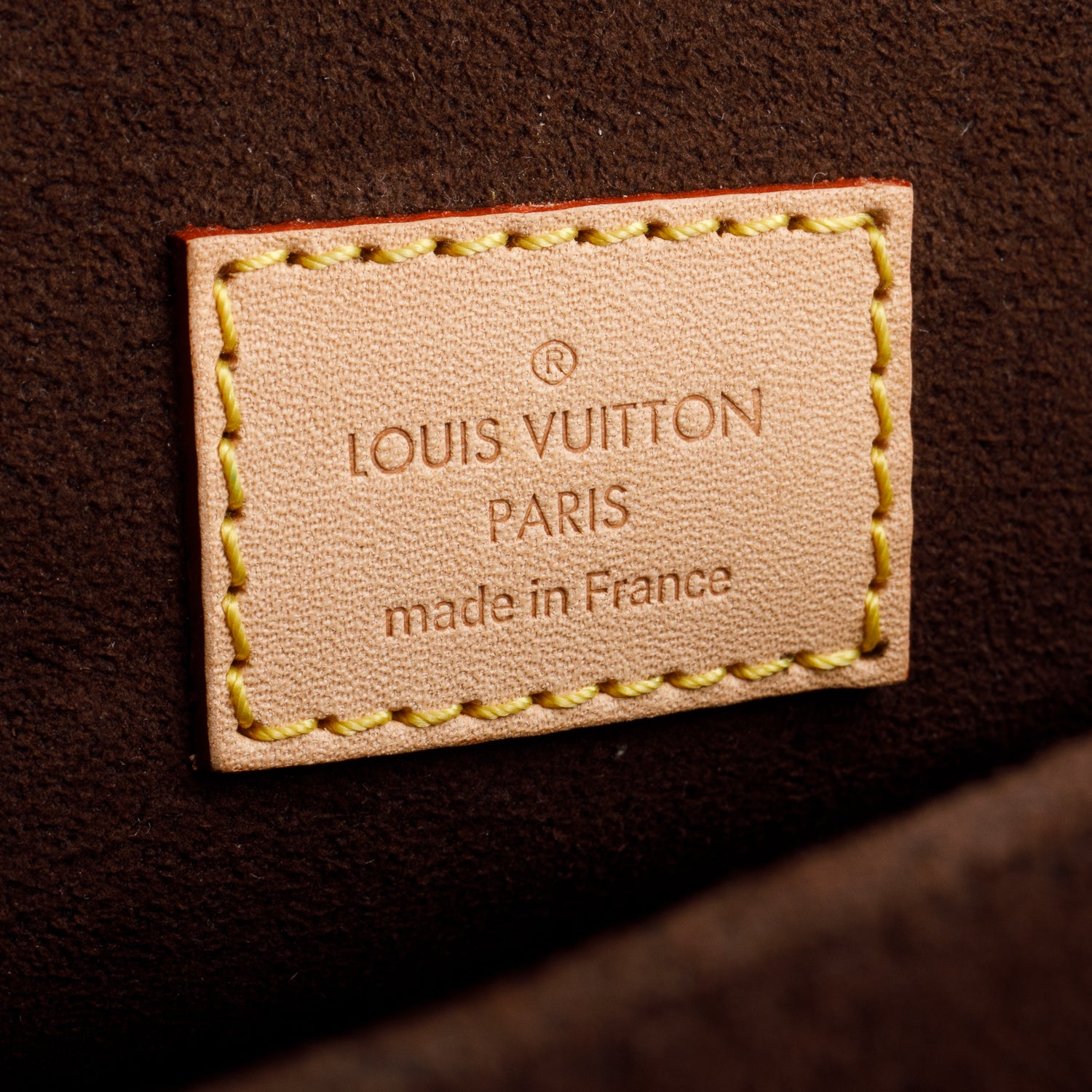 Louis Vuitton Monogram Pochette Metis w/ Box, Strap & Receipt