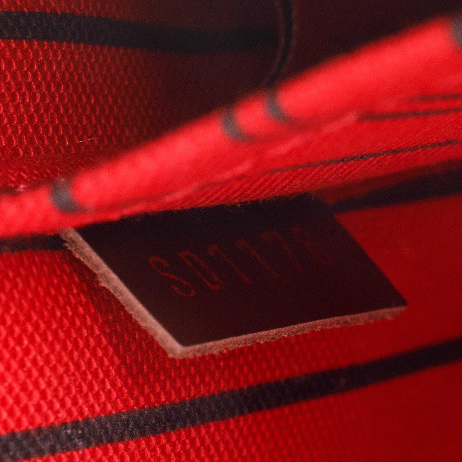 Louis Vuitton Damier Ebene Neverfull Pochette