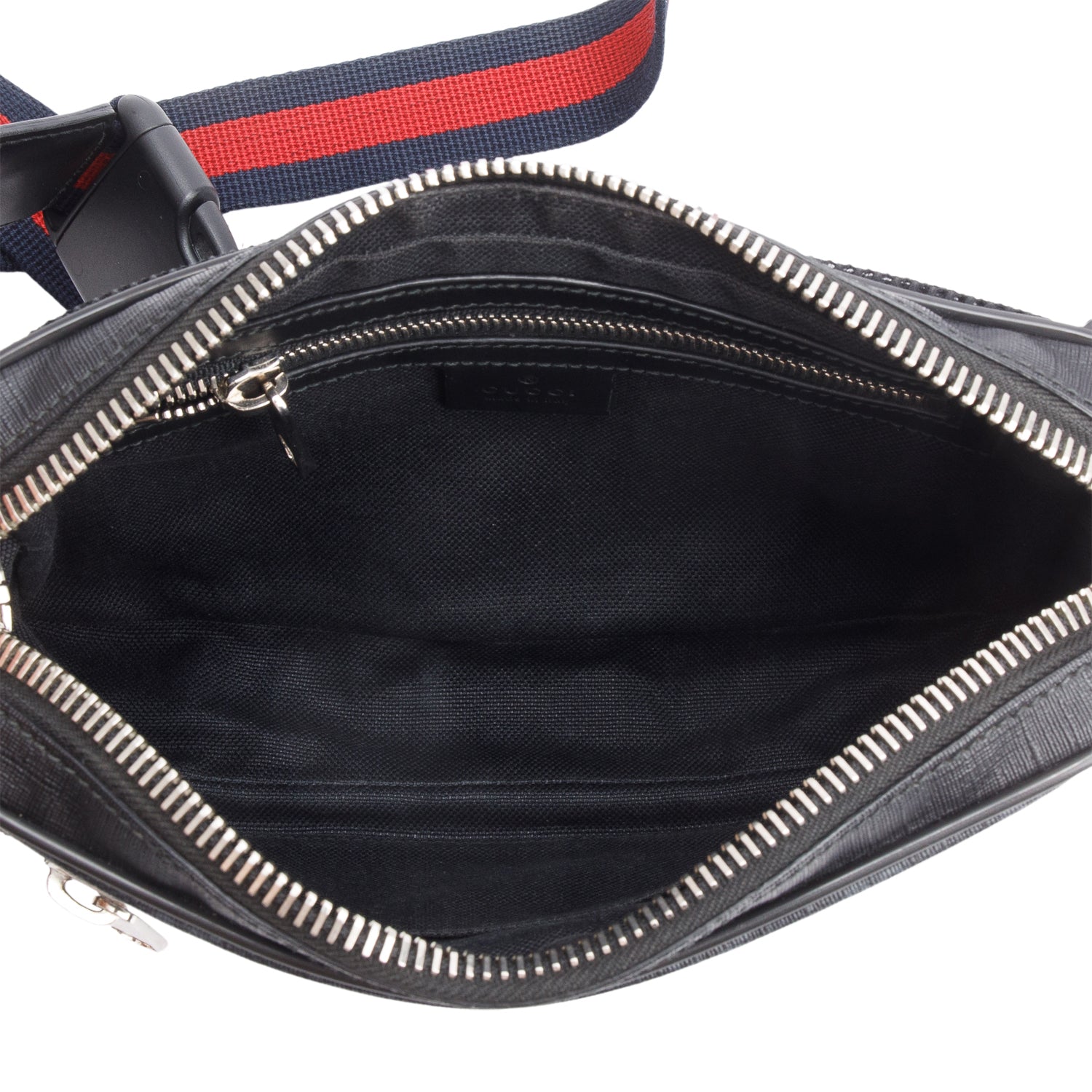 Gucci Black GG Supreme Belt Bag with Zip Pocket