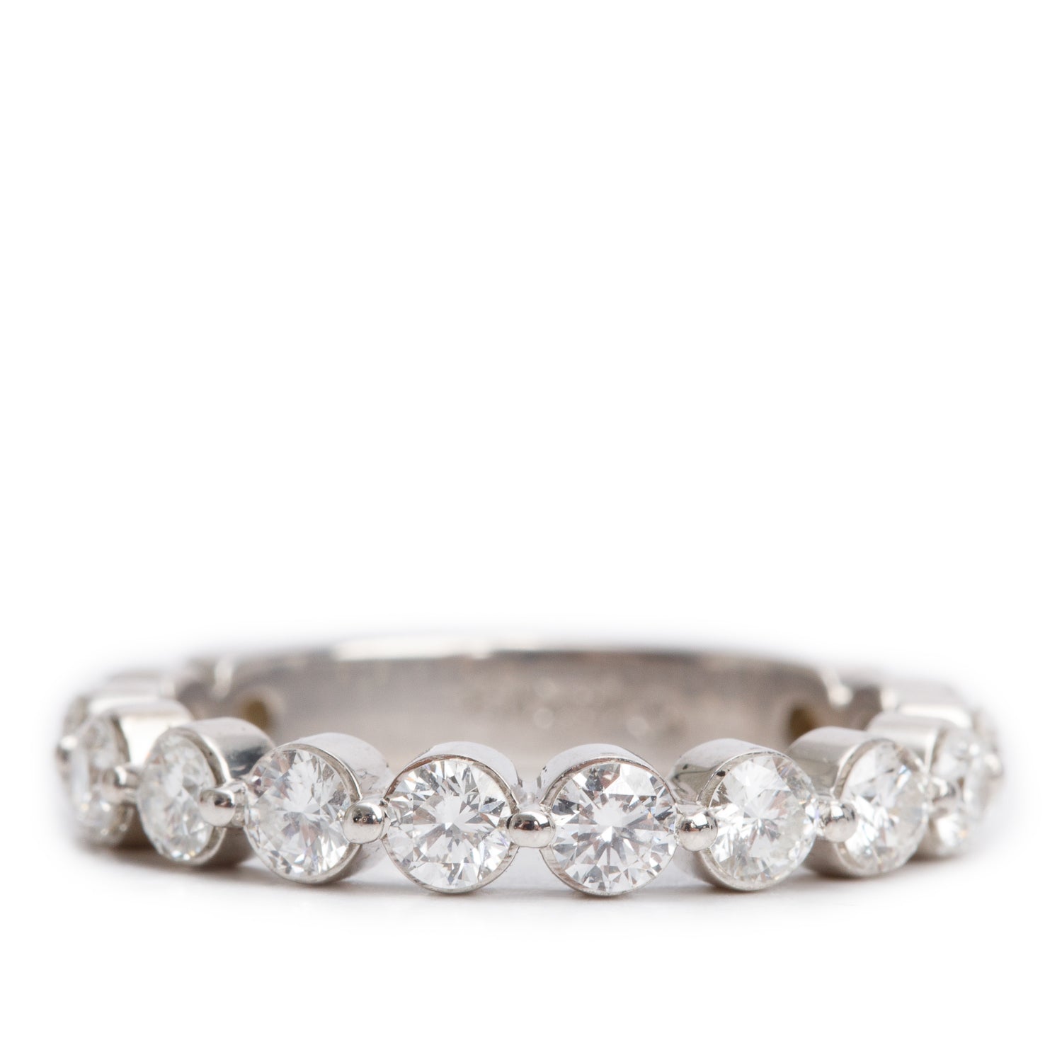 14k White Gold Diamond Band Ring, Size 7