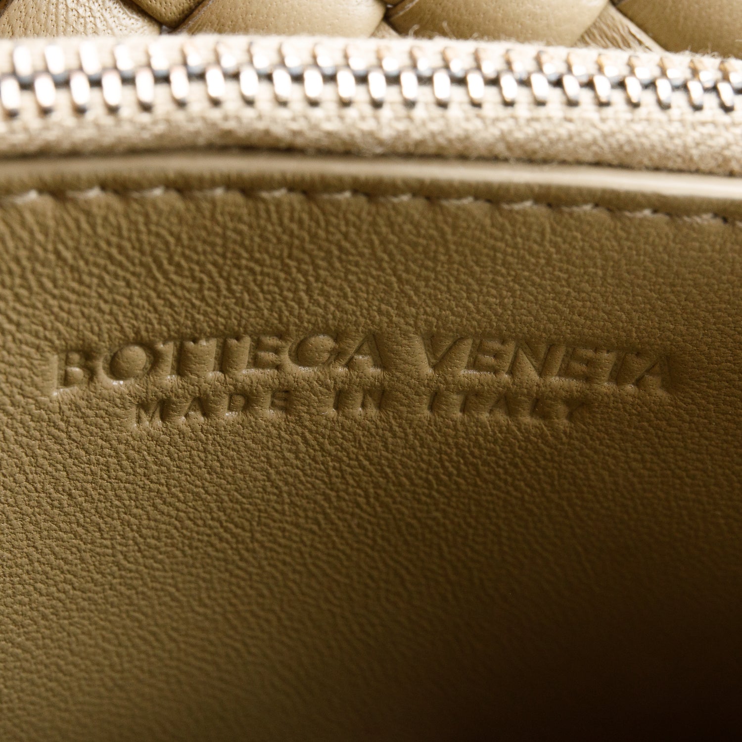 Bottega Veneta Grey Intrecciato Leather Medium Cobble Shoulder Bag