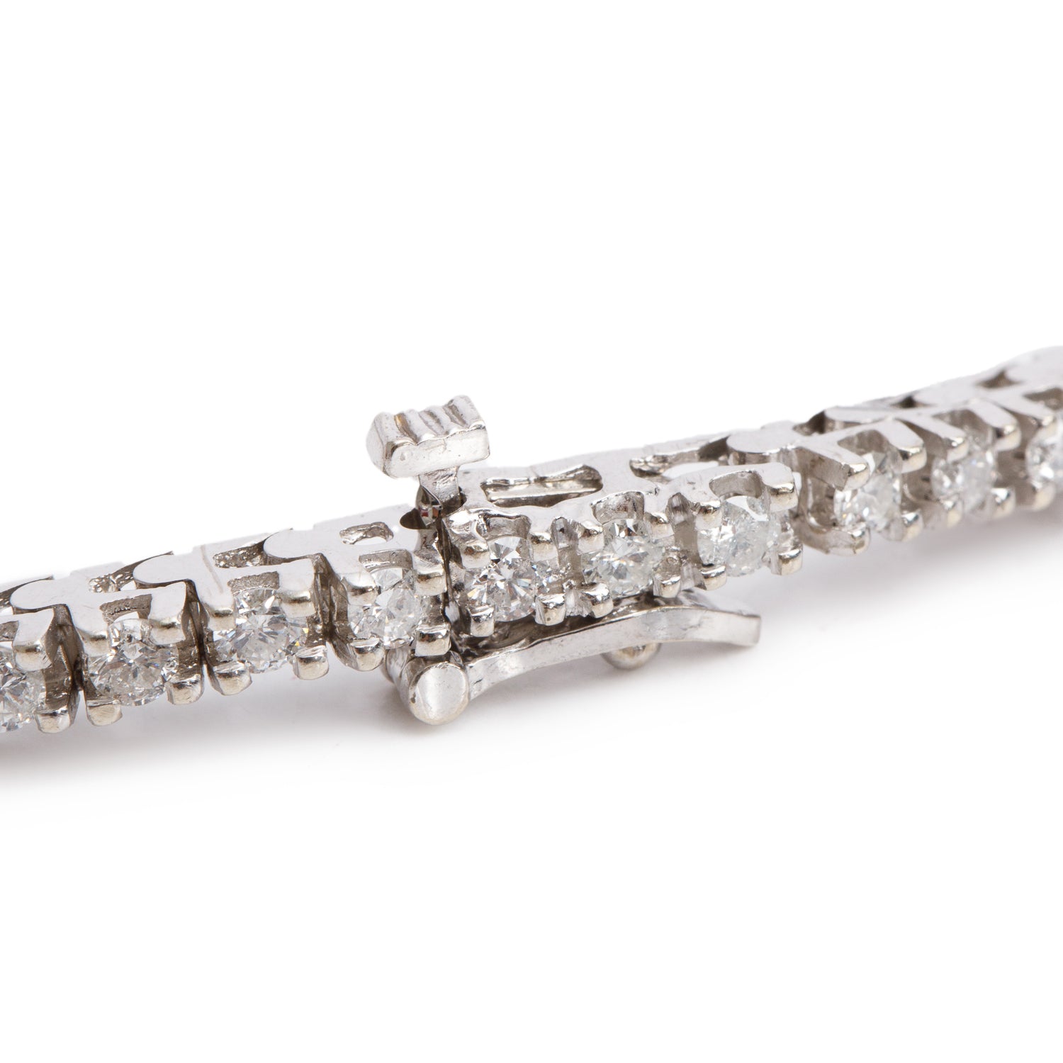 14k White Gold 3.06 tcw. Diamond Tennis Bracelet