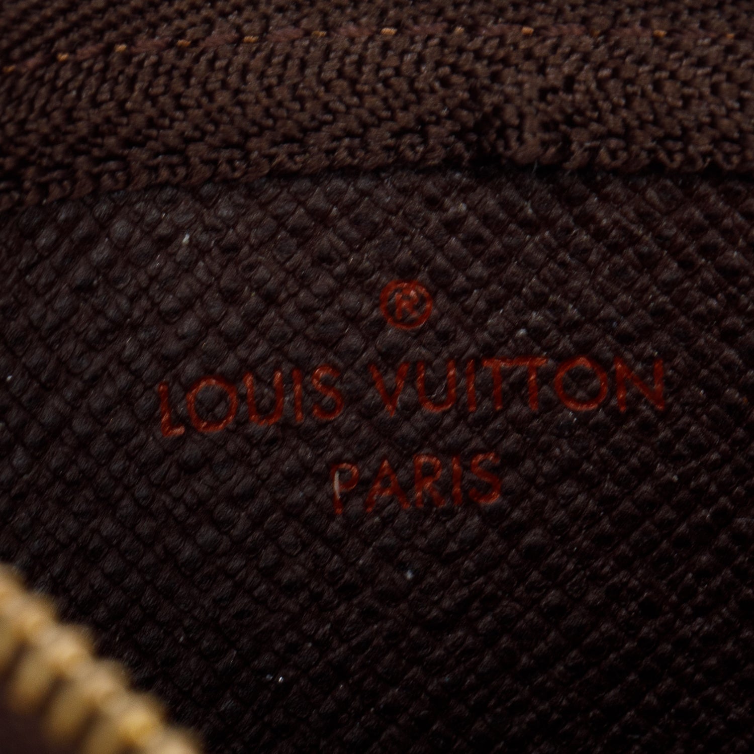 Louis Vuitton 2020 Damier Ebene Key Pouch w/ Box