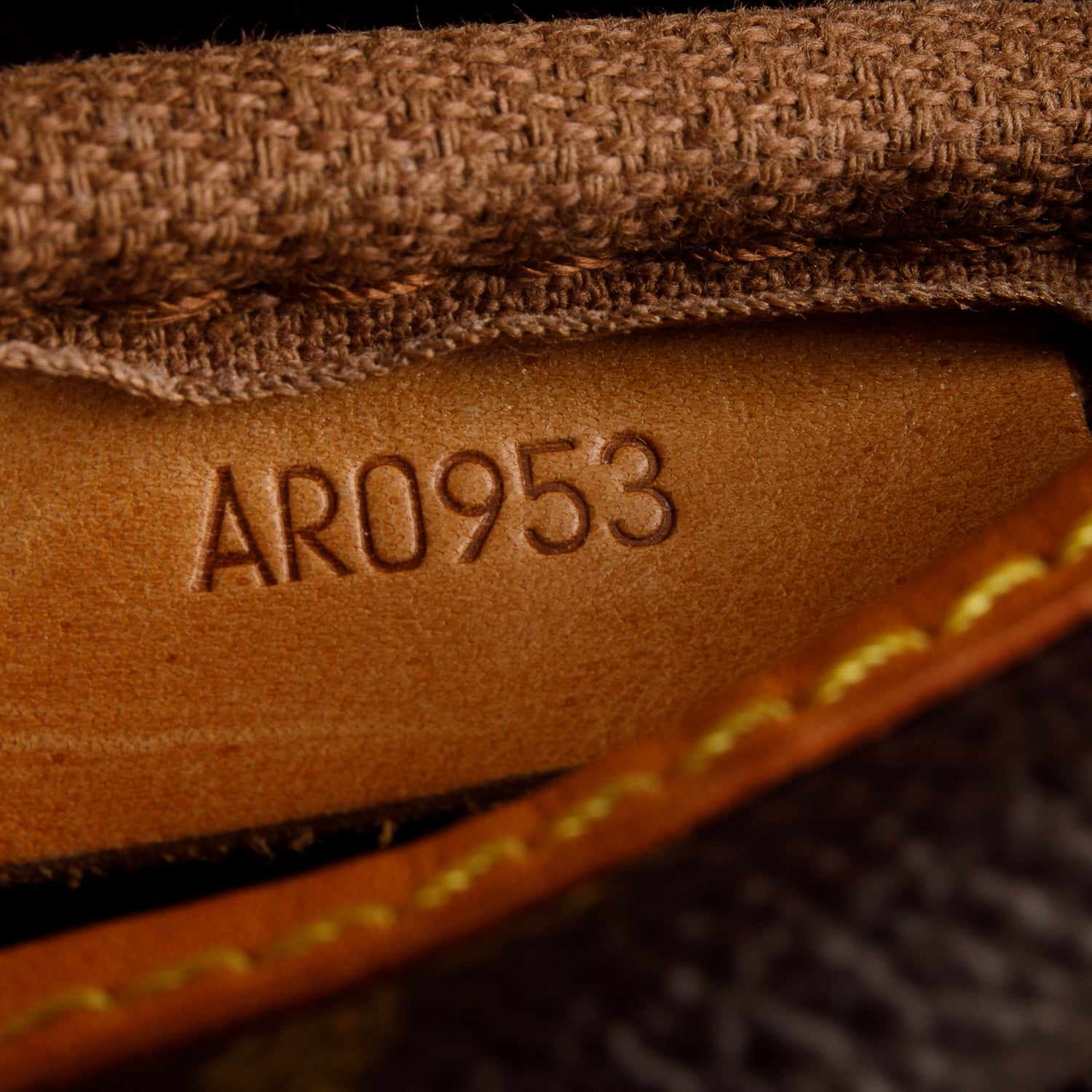 Louis Vuitton Monogram Saumur 25 Crossbody Bag