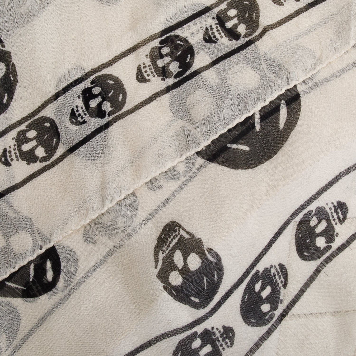 Alexander McQueen White/Black Skull Printed Silk Scarf