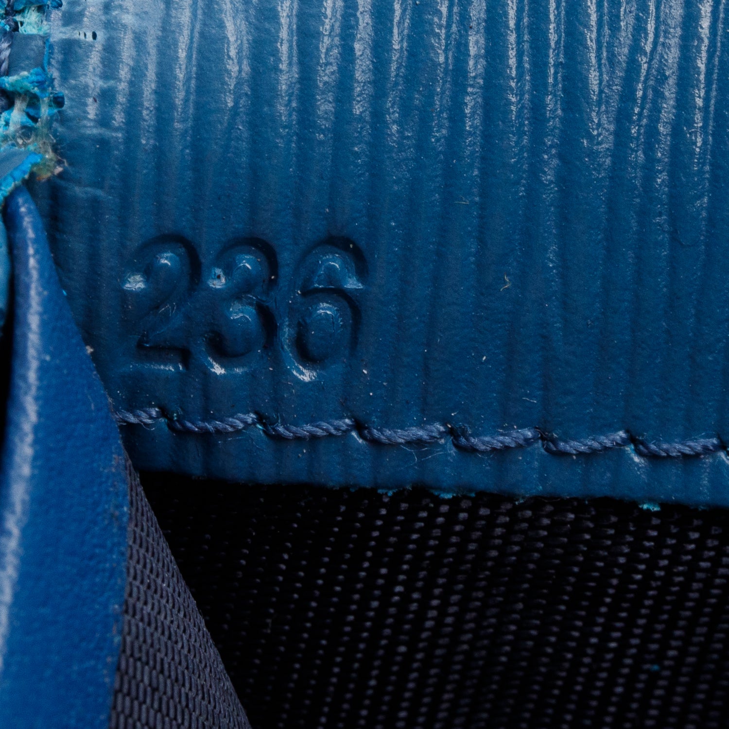 Prada Blue Vitello Move Leather Continental Wallet w/ Box & Authenticity Card