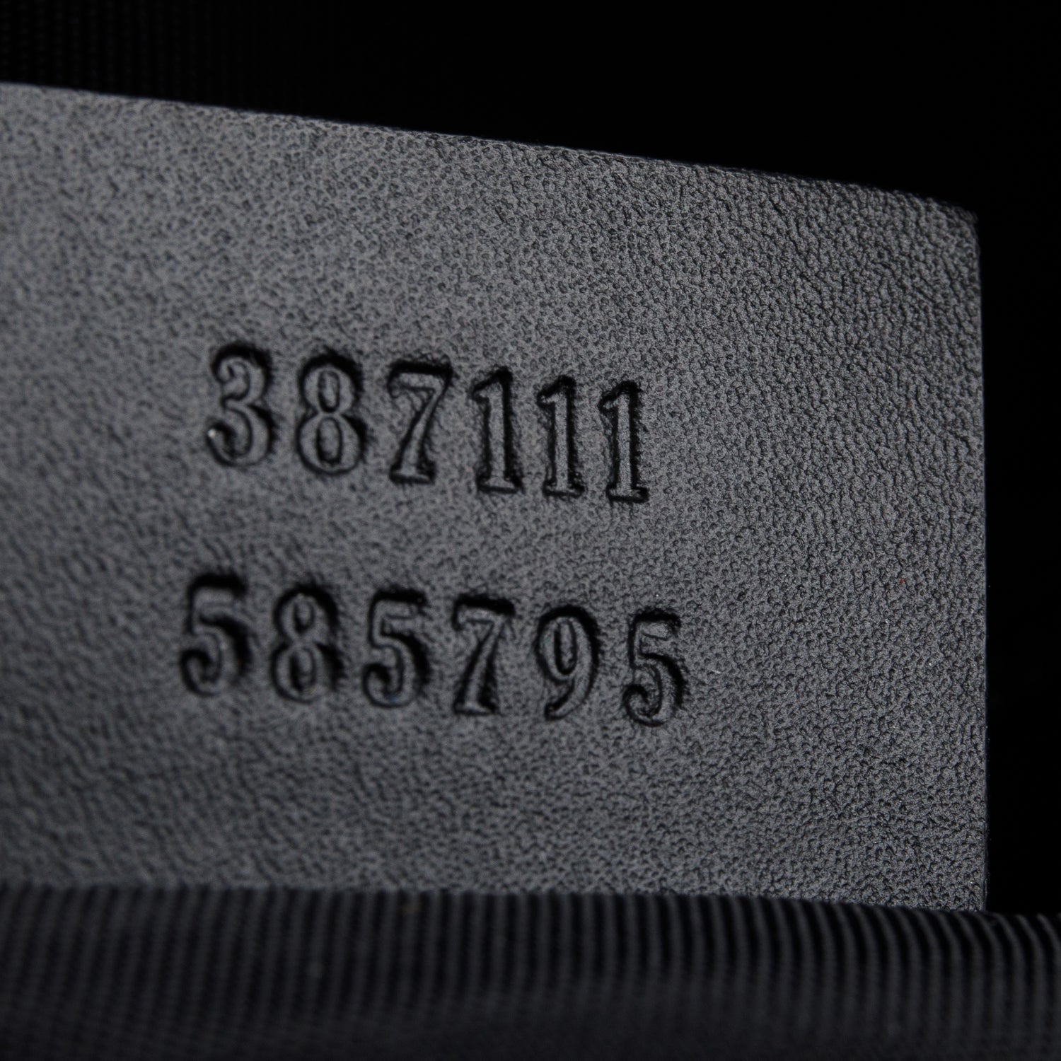 Gucci GG Supreme Canvas Web Messenger Bag