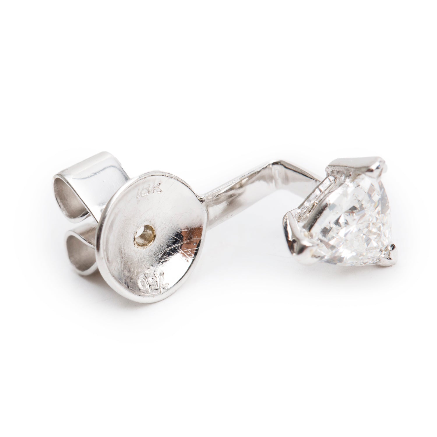 18k White Gold 1.35 tcw. Diamond Earrings