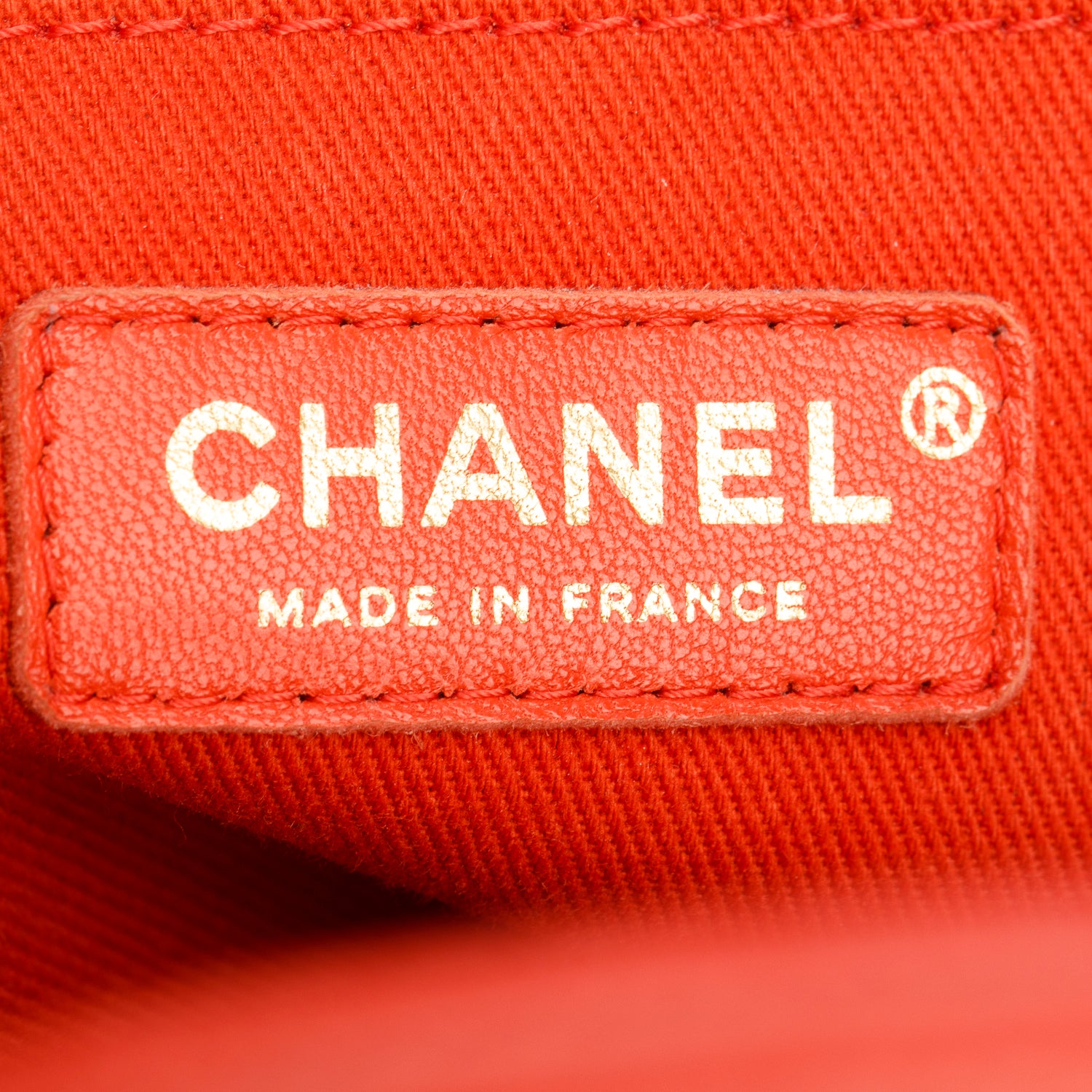 Chanel Red Grained Calfskin Small Neo Executive Shopper Tote w/ Strap