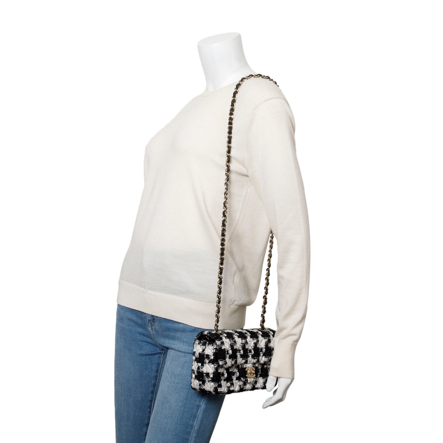 Chanel Black/White Tweed Houndstooth Quilted Mini Rectangular Flap w/ Box & Authenticity Card