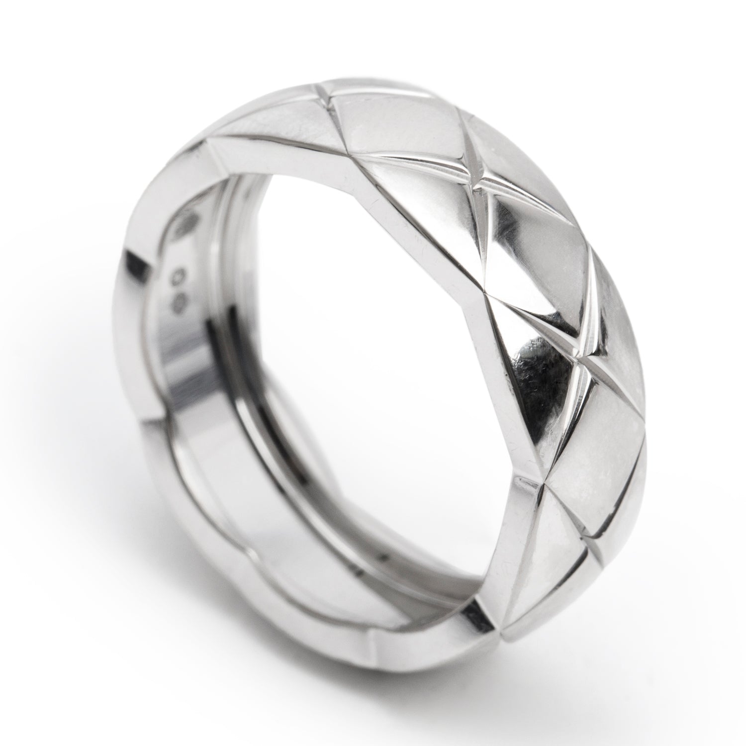 Chanel 18k White Gold Quilted Coco Crush Band Ring, Size 57 8, Small Version w/ Box