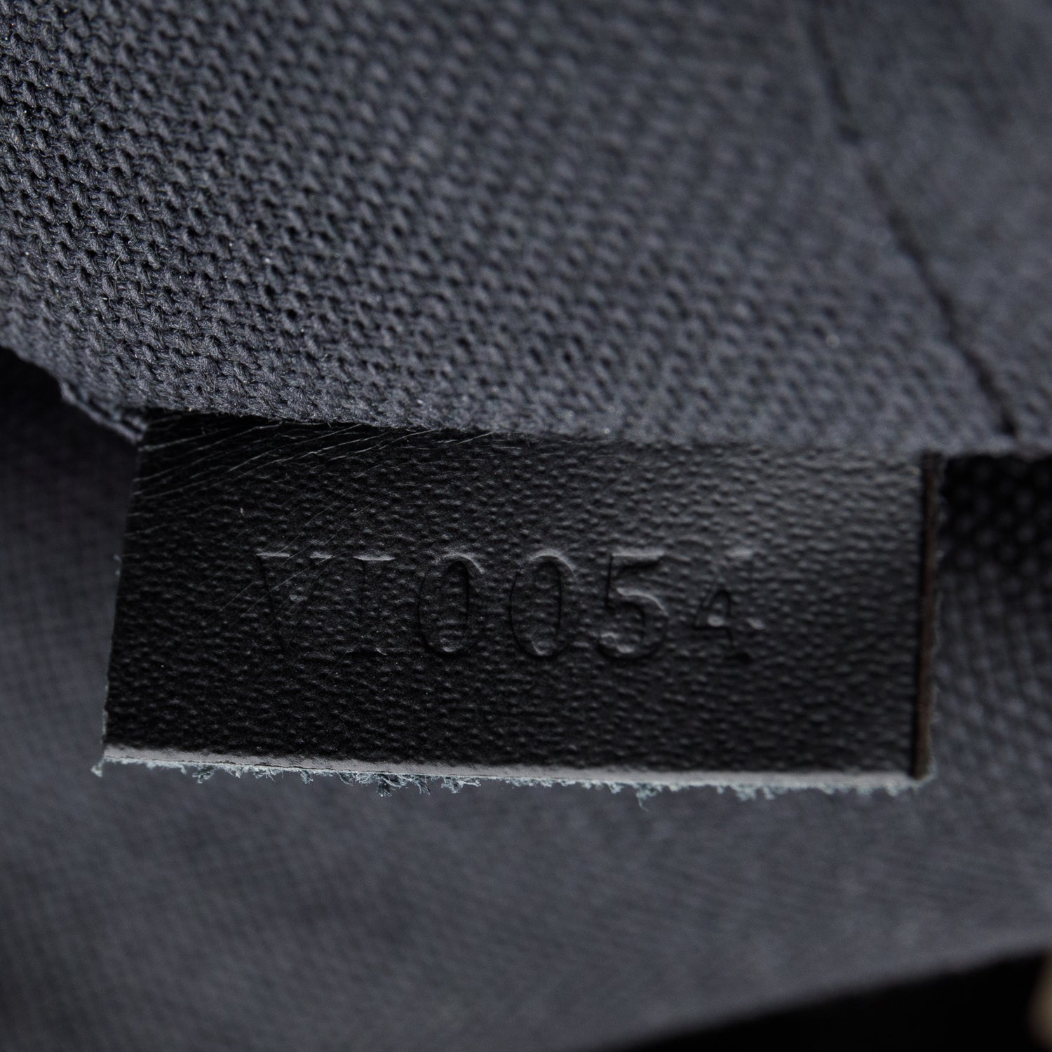 Louis Vuitton Black Taiga Yaranga Crossbody Bag